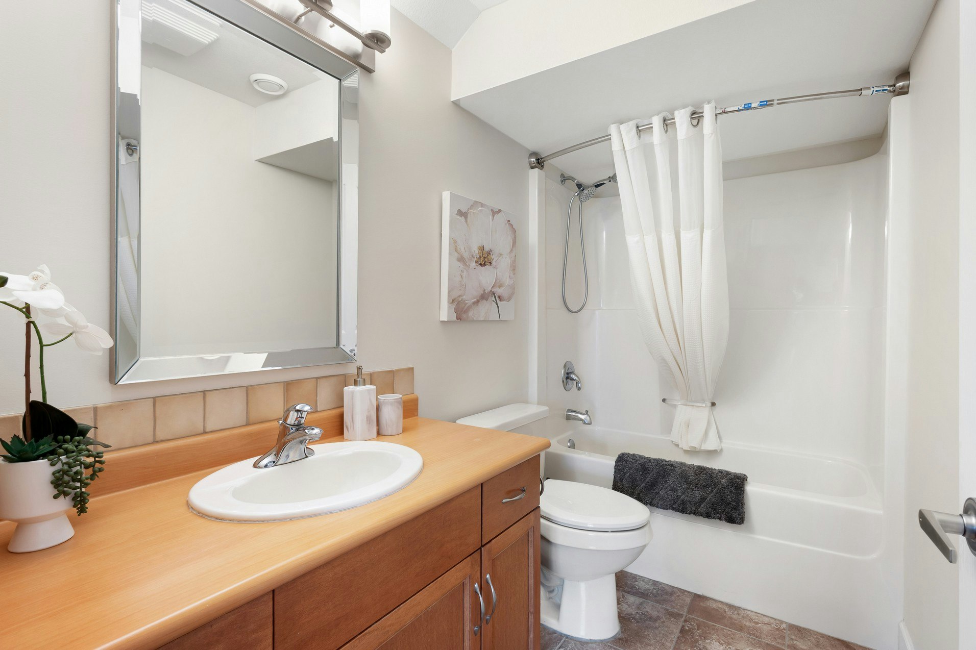 3492 Camelback Drive, Kelowna, BC, V1X 8A7 - 43