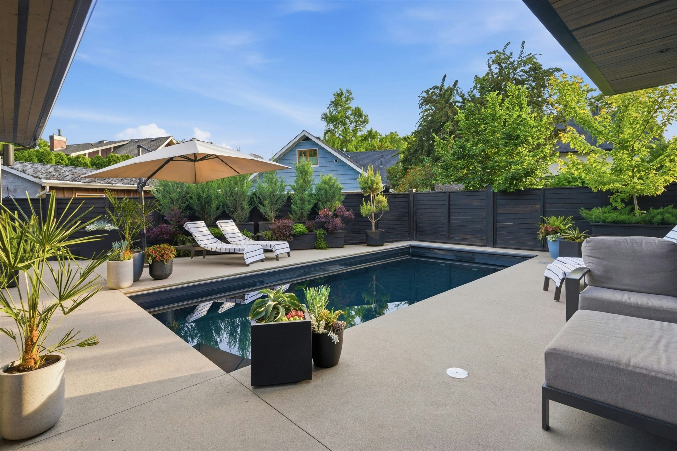 267 Lake Avenue - 4
