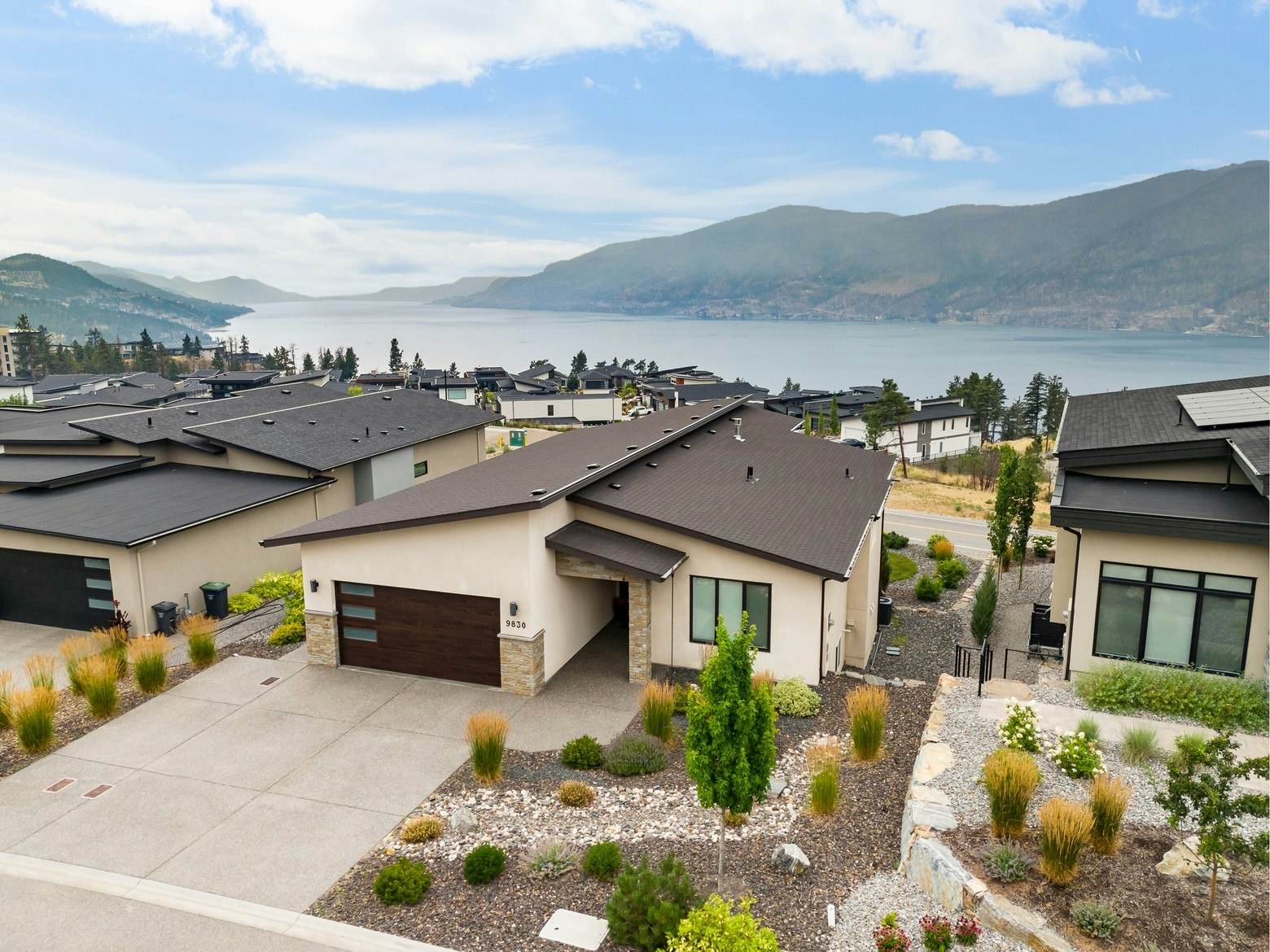 9830 Beacon Hill Crescent - 2
