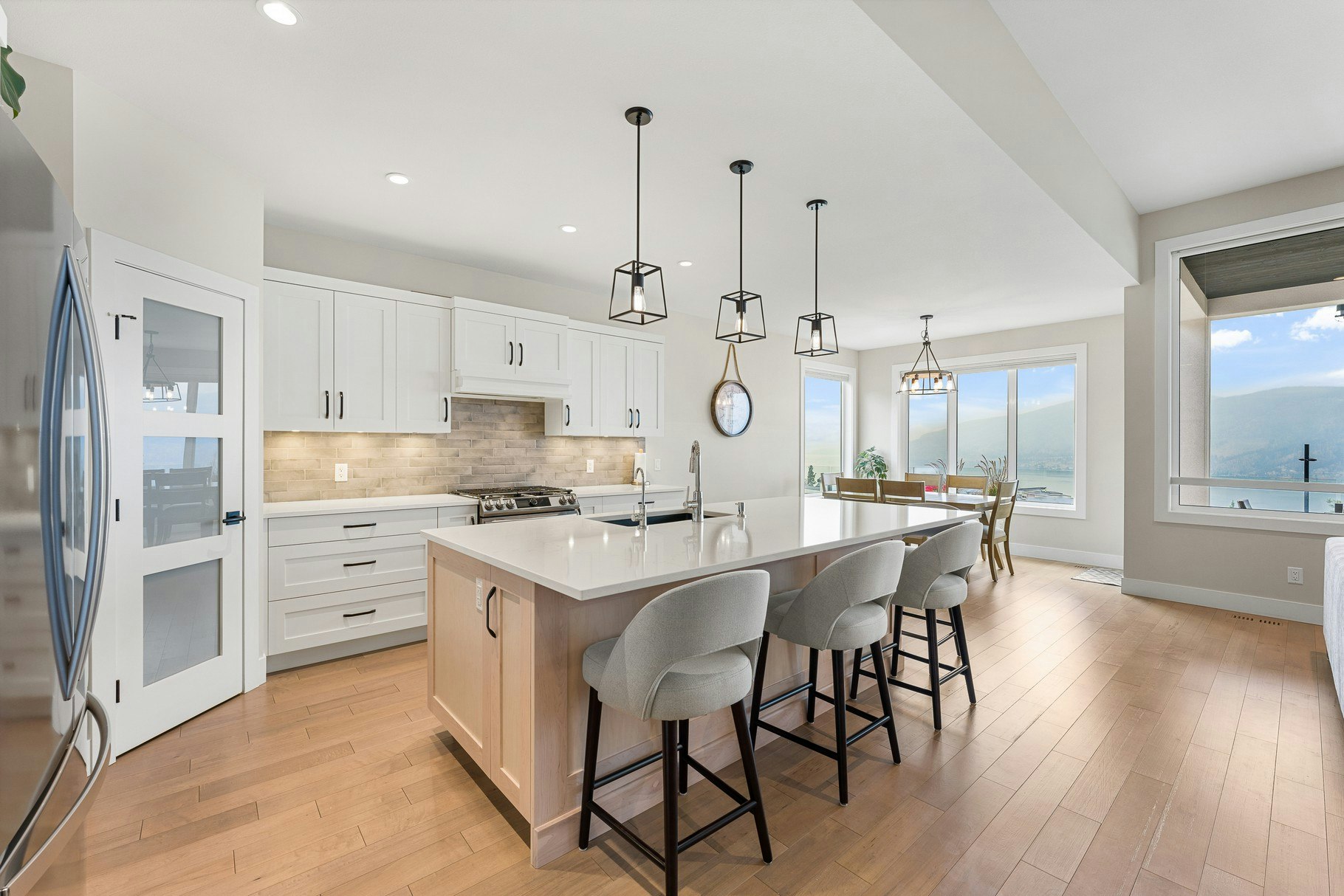 9830 Beacon Hill Crescent, Lake Country, BC, V0E 2G0 - 16