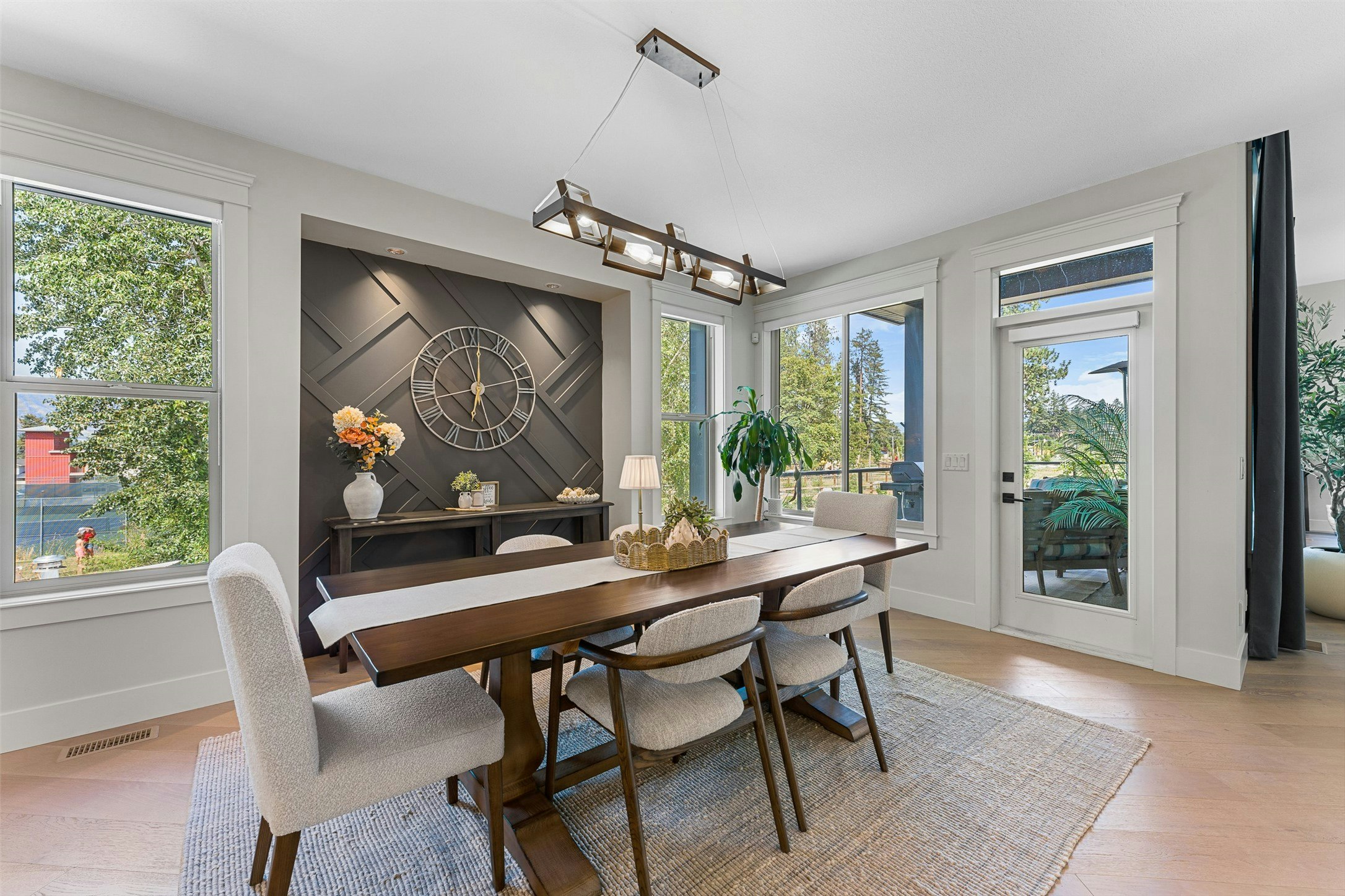 4455 Sherwood Court, Kelowna, BC, V1W 1E7 - 18