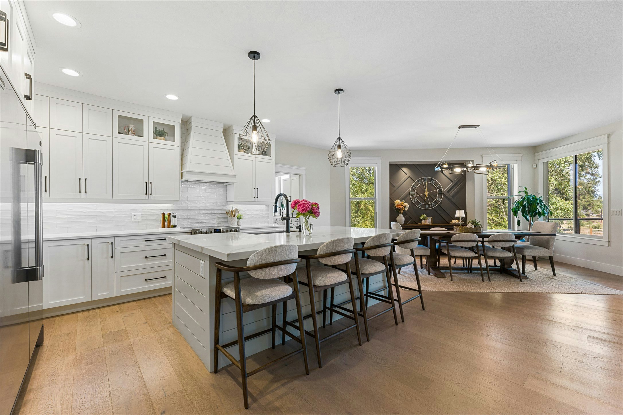 4455 Sherwood Court, Kelowna, BC, V1W 1E7 - 12