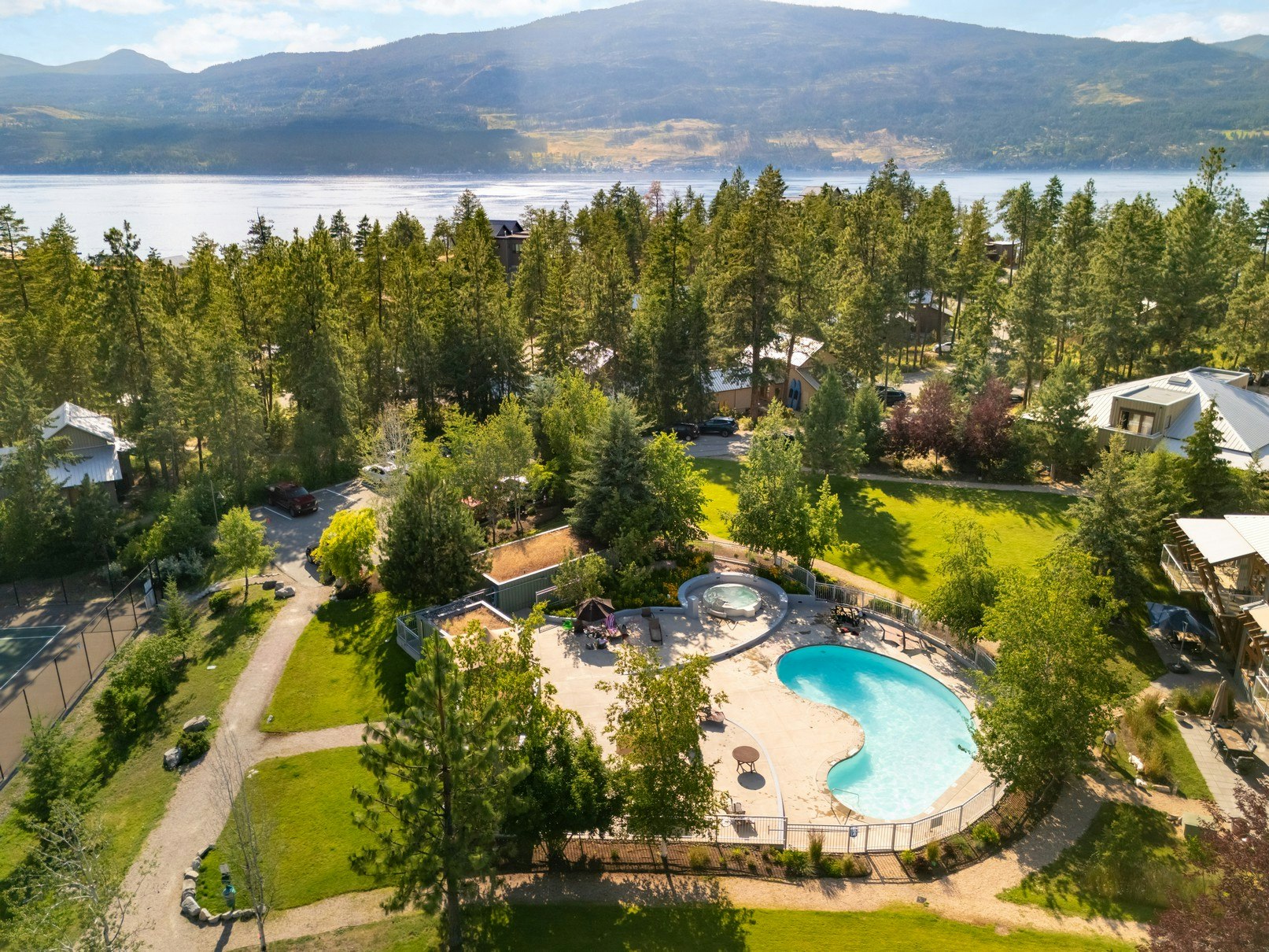 125 & 126-9845 Eastside Road, Vernon, BC, V1H 1Z2 - 98