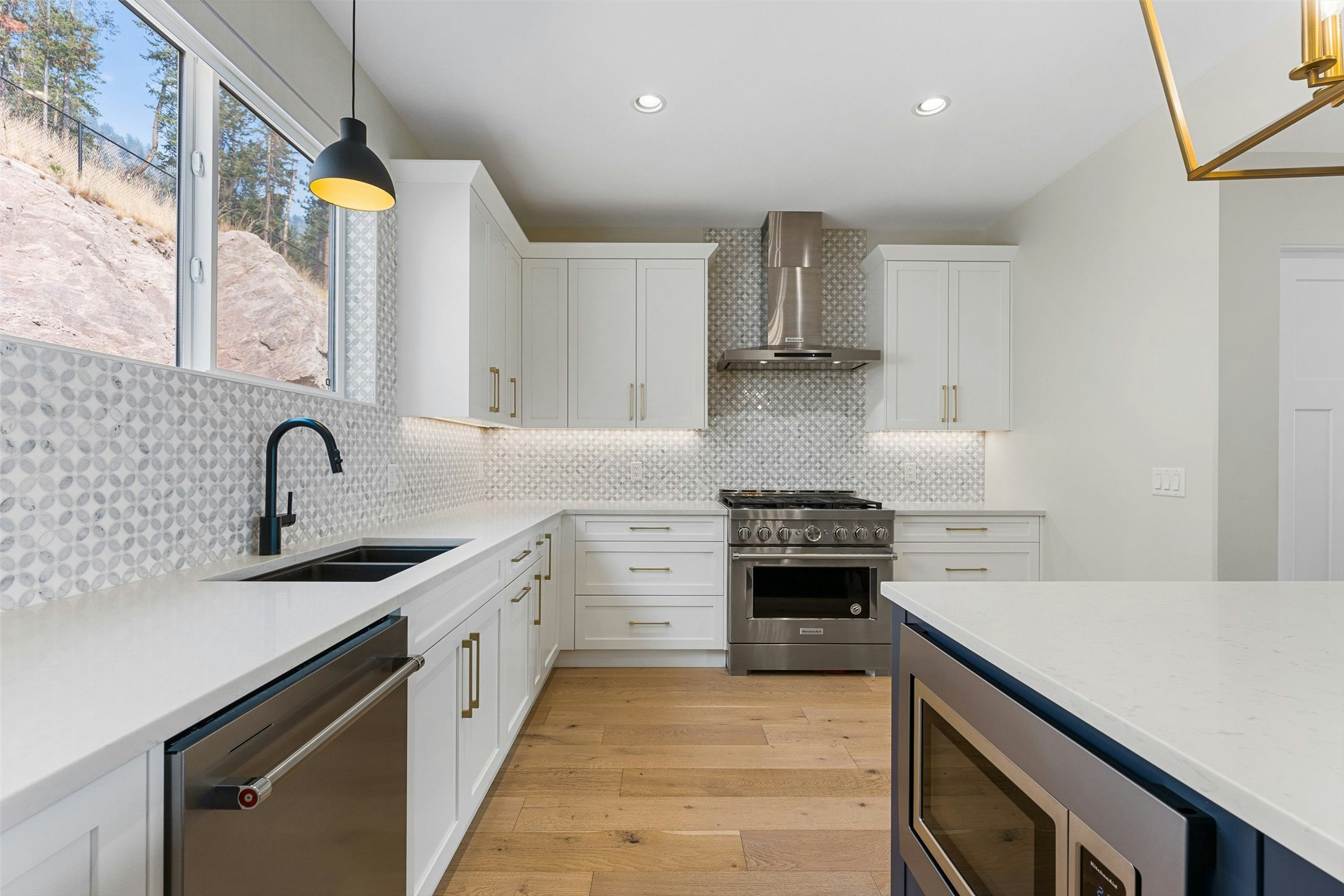5066 Morrison Court, Peachland, BC, V0H 1X2 - 10
