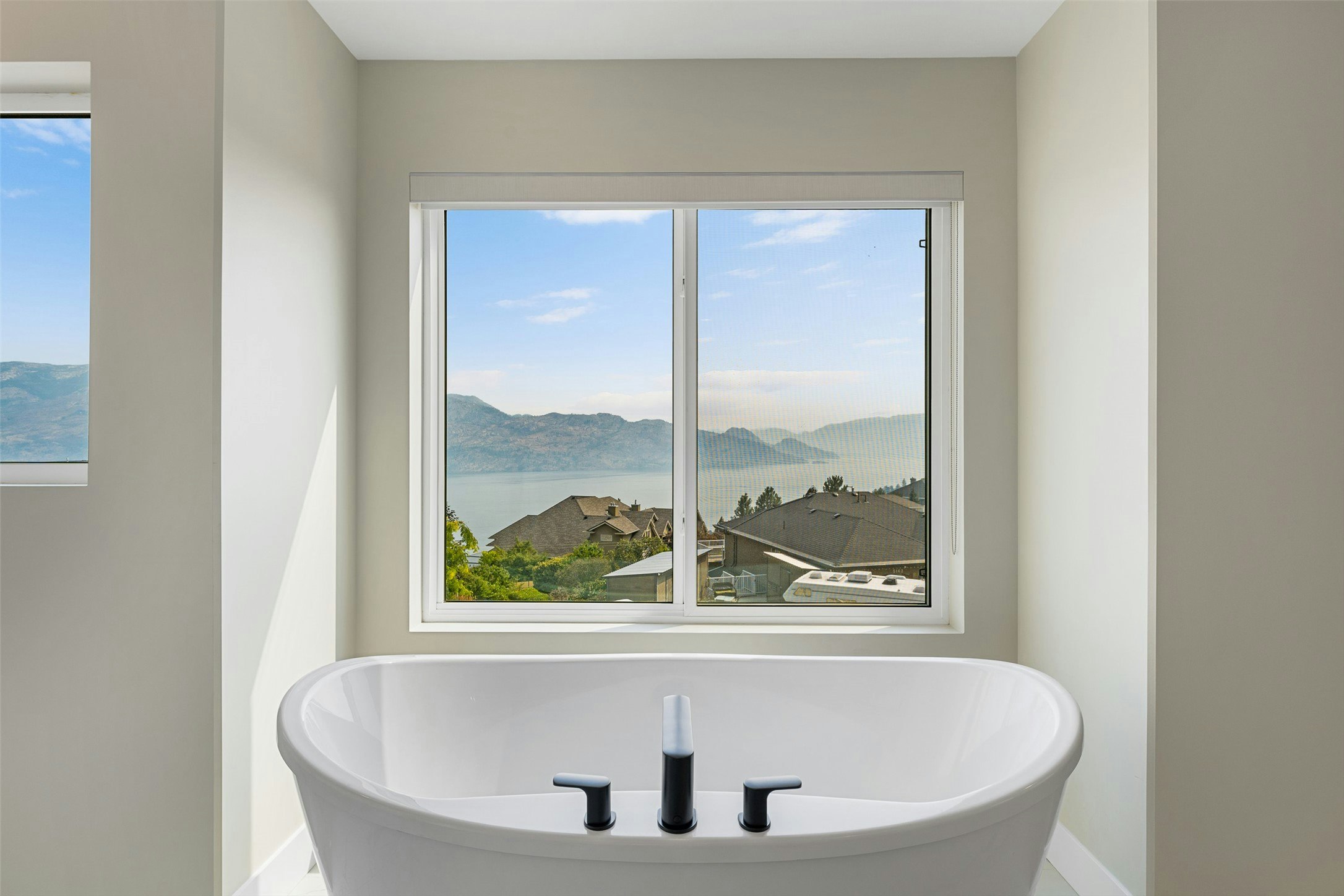 5066 Morrison Court, Peachland, BC, V0H 1X2 - 37