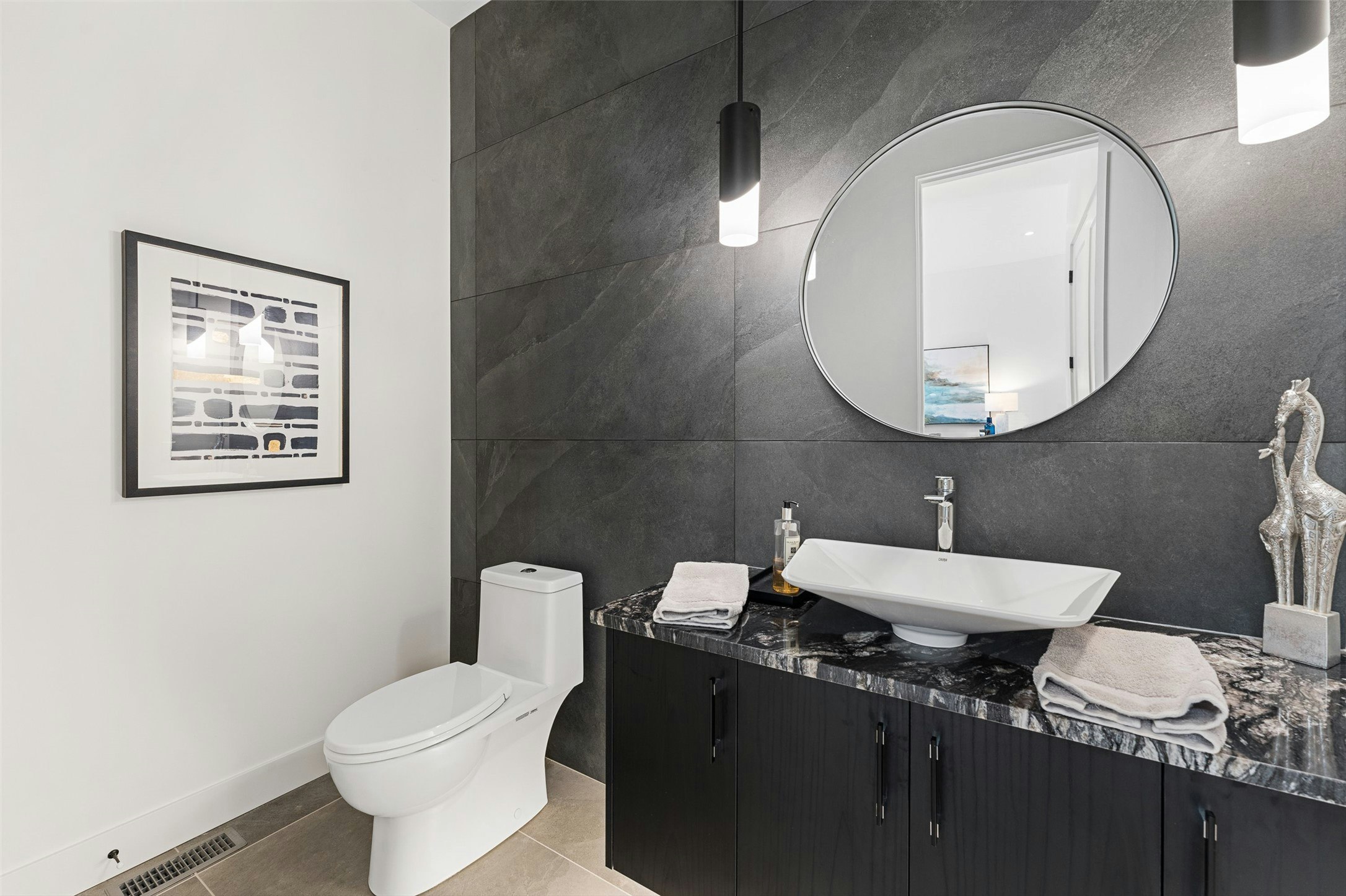 557 Clifton Court, Kelowna, BC, V1V 0B7 - 25