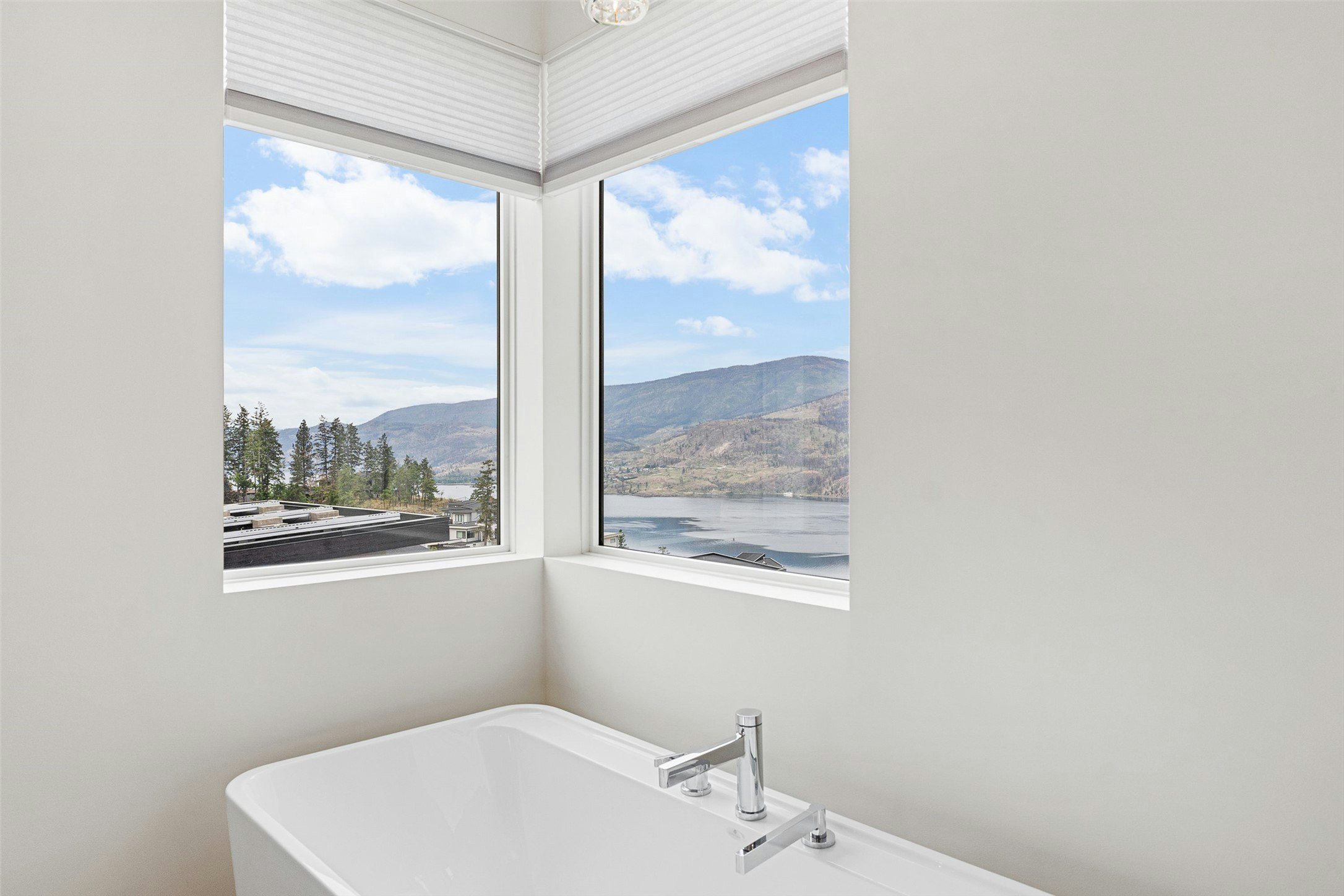 557 Clifton Court, Kelowna, BC, V1V 0B7 - 38