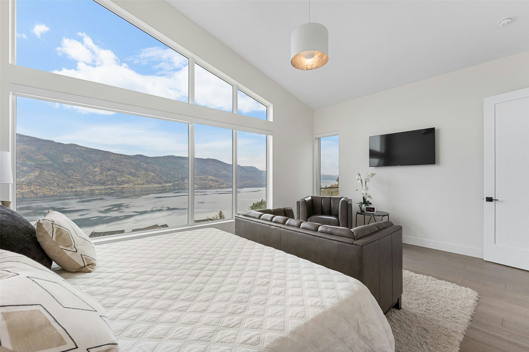 557 Clifton Court, Kelowna, BC, V1V 0B7 - 33