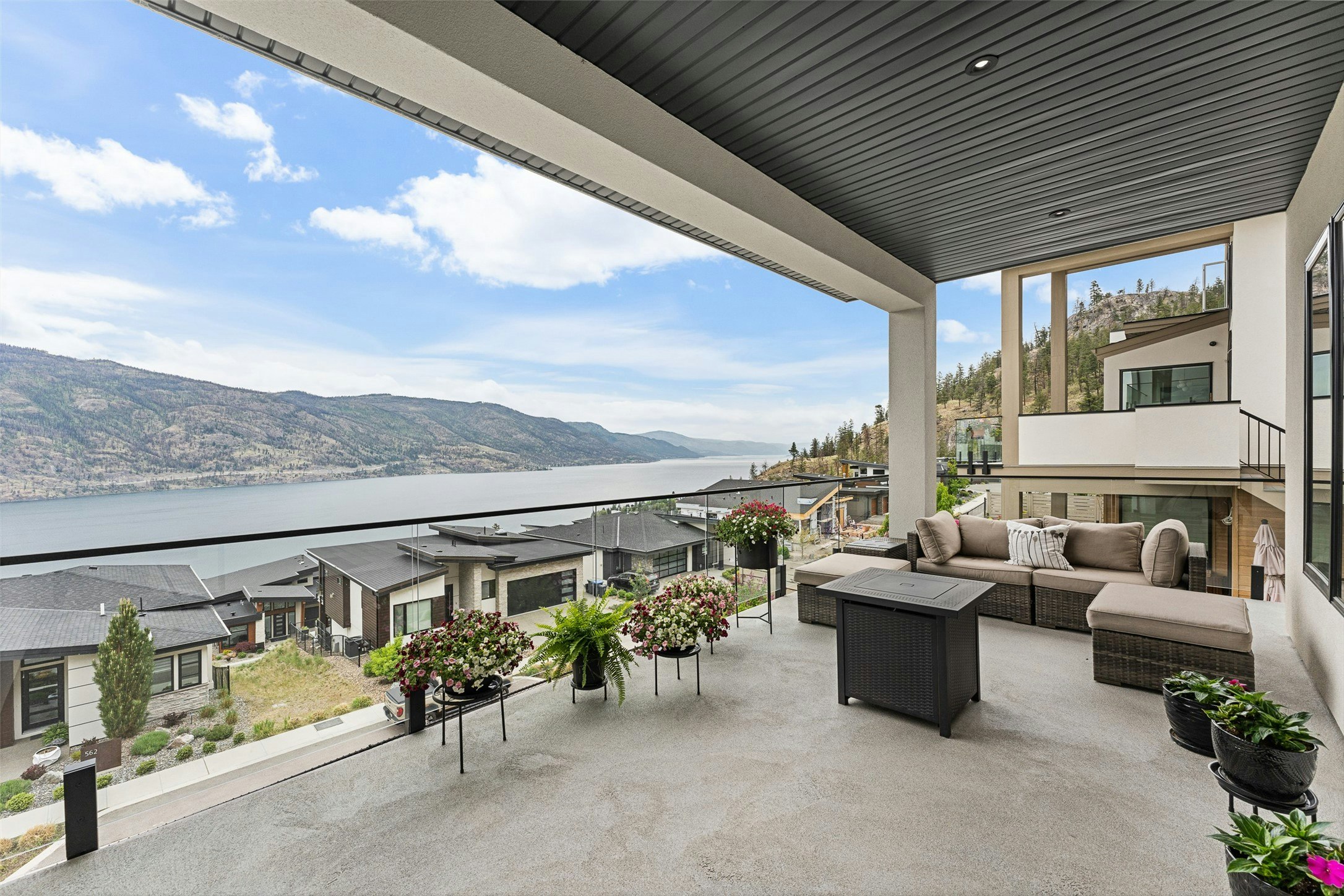 557 Clifton Court, Kelowna, BC, V1V 0B7 - 22