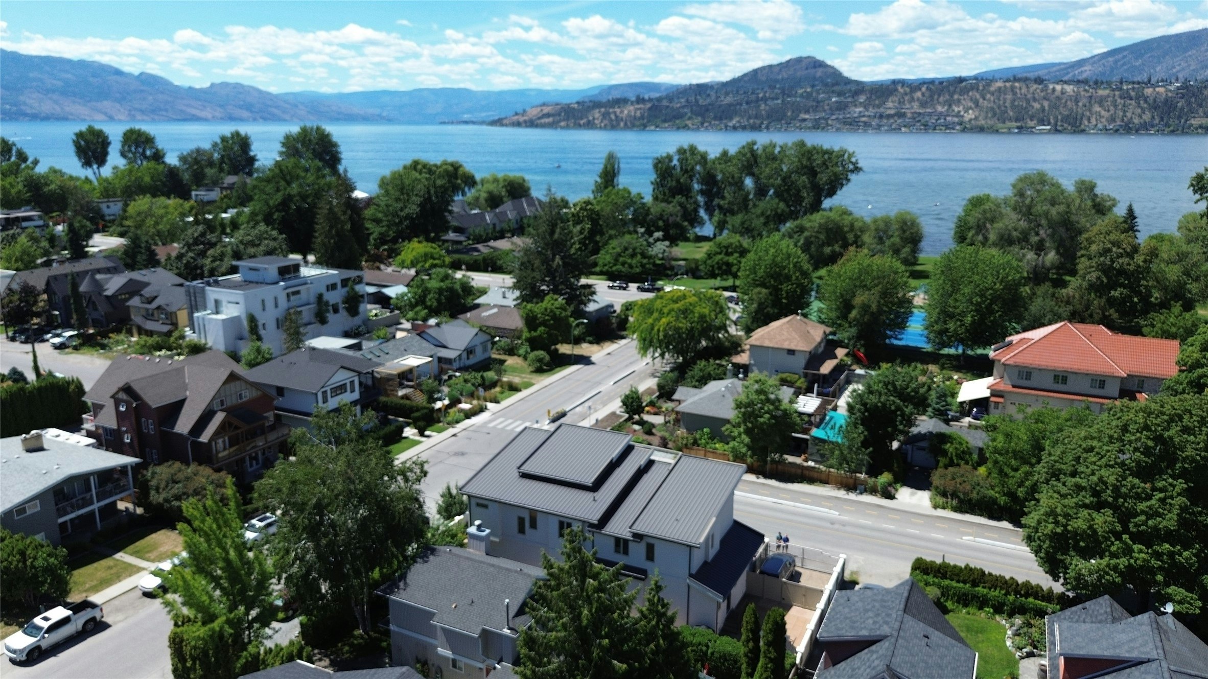 2571 Abbott Street, Kelowna, BC, V1Y 9T9 - 26