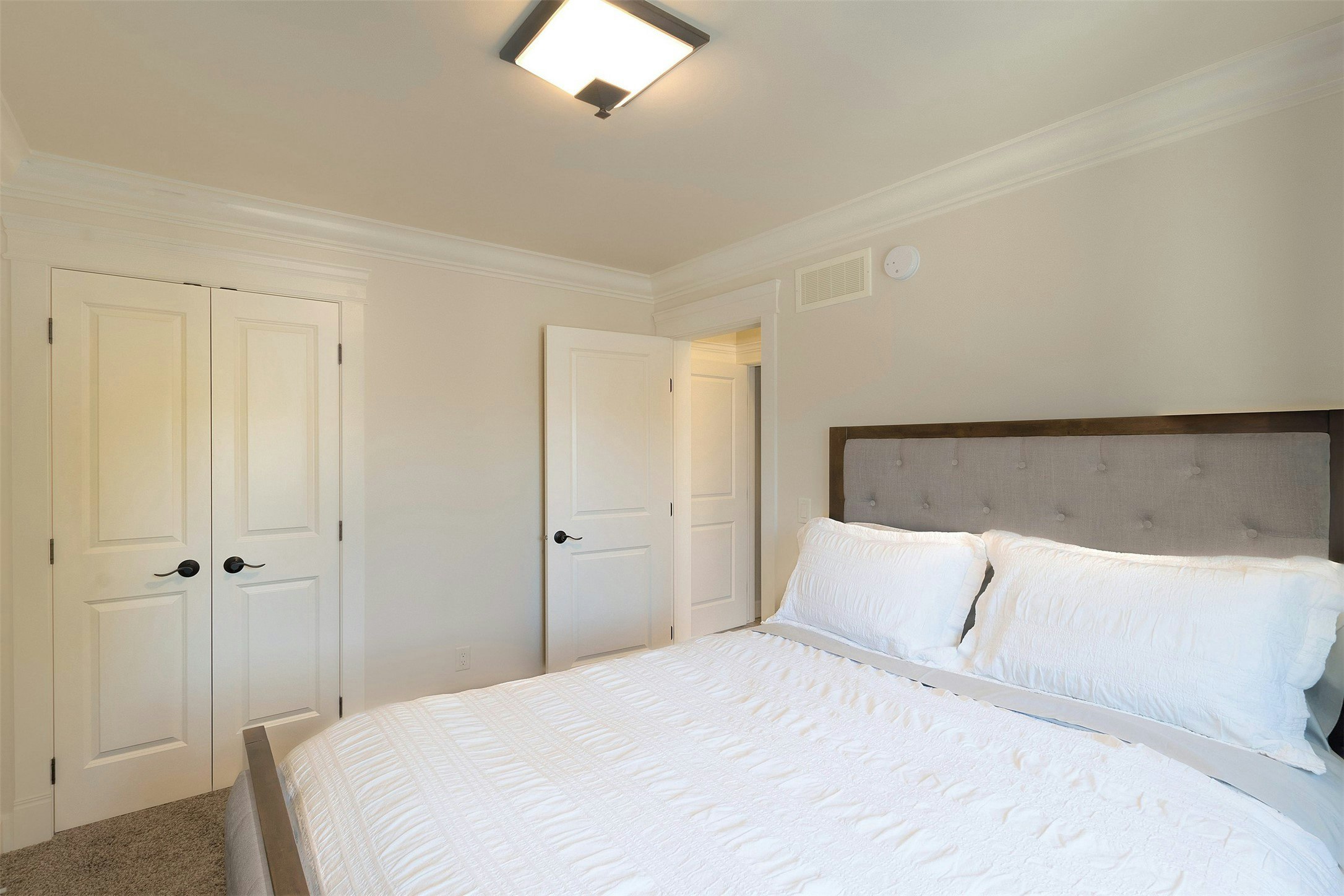 2571 Abbott Street, Kelowna, BC, V1Y 9T9 - 22