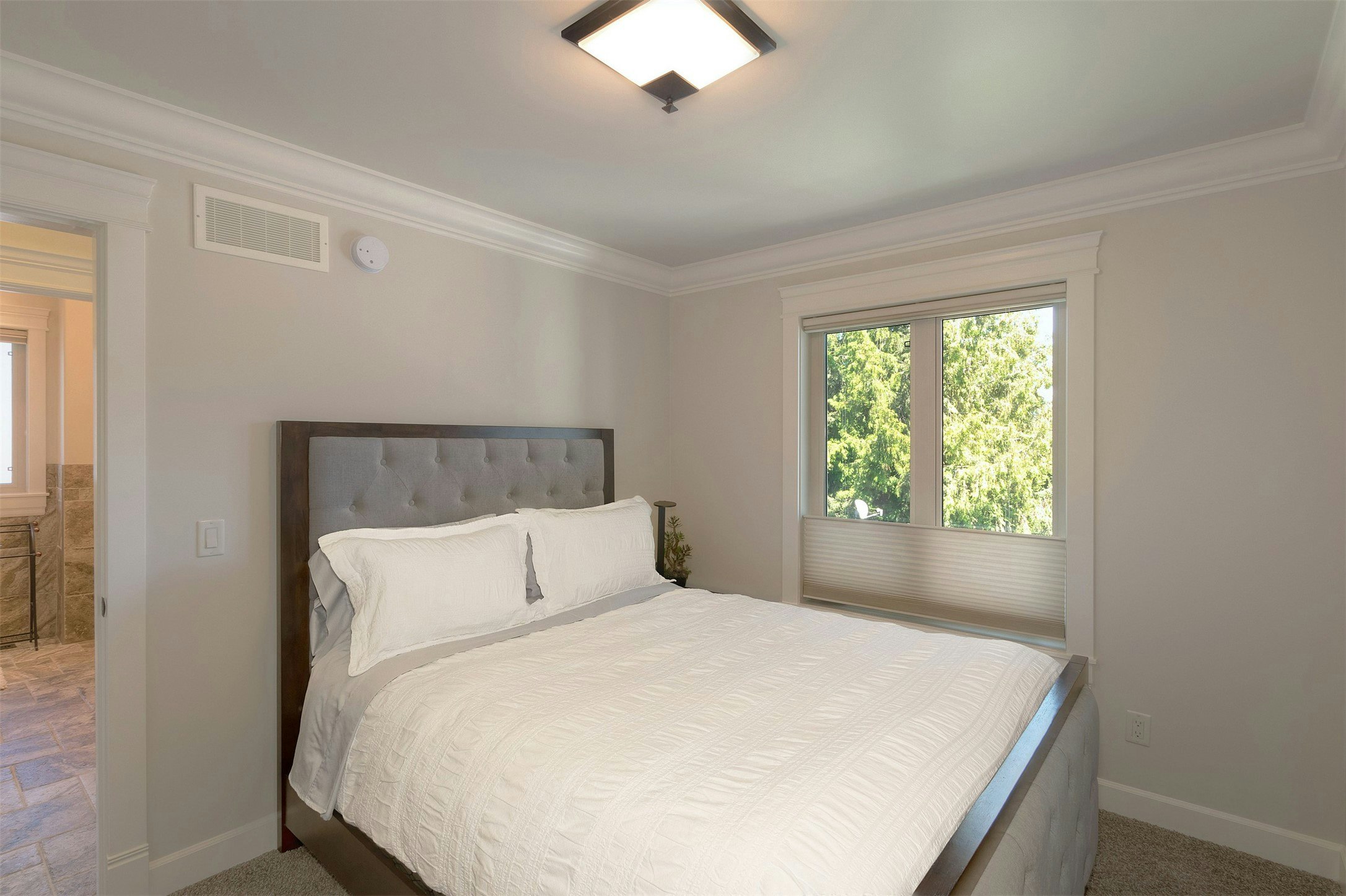2571 Abbott Street, Kelowna, BC, V1Y 9T9 - 21