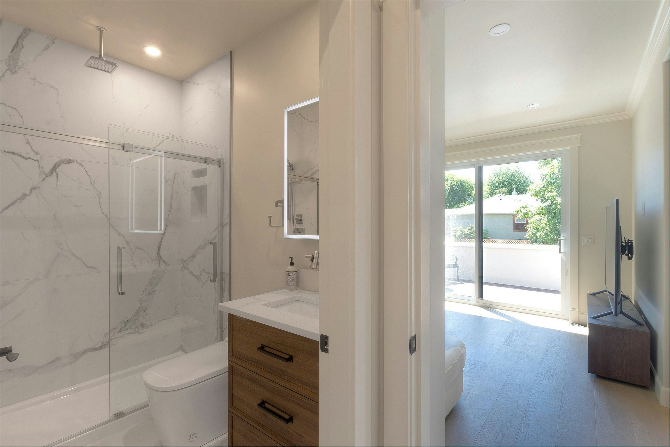 2571 Abbott Street, Kelowna, BC, V1Y 9T9 - 13