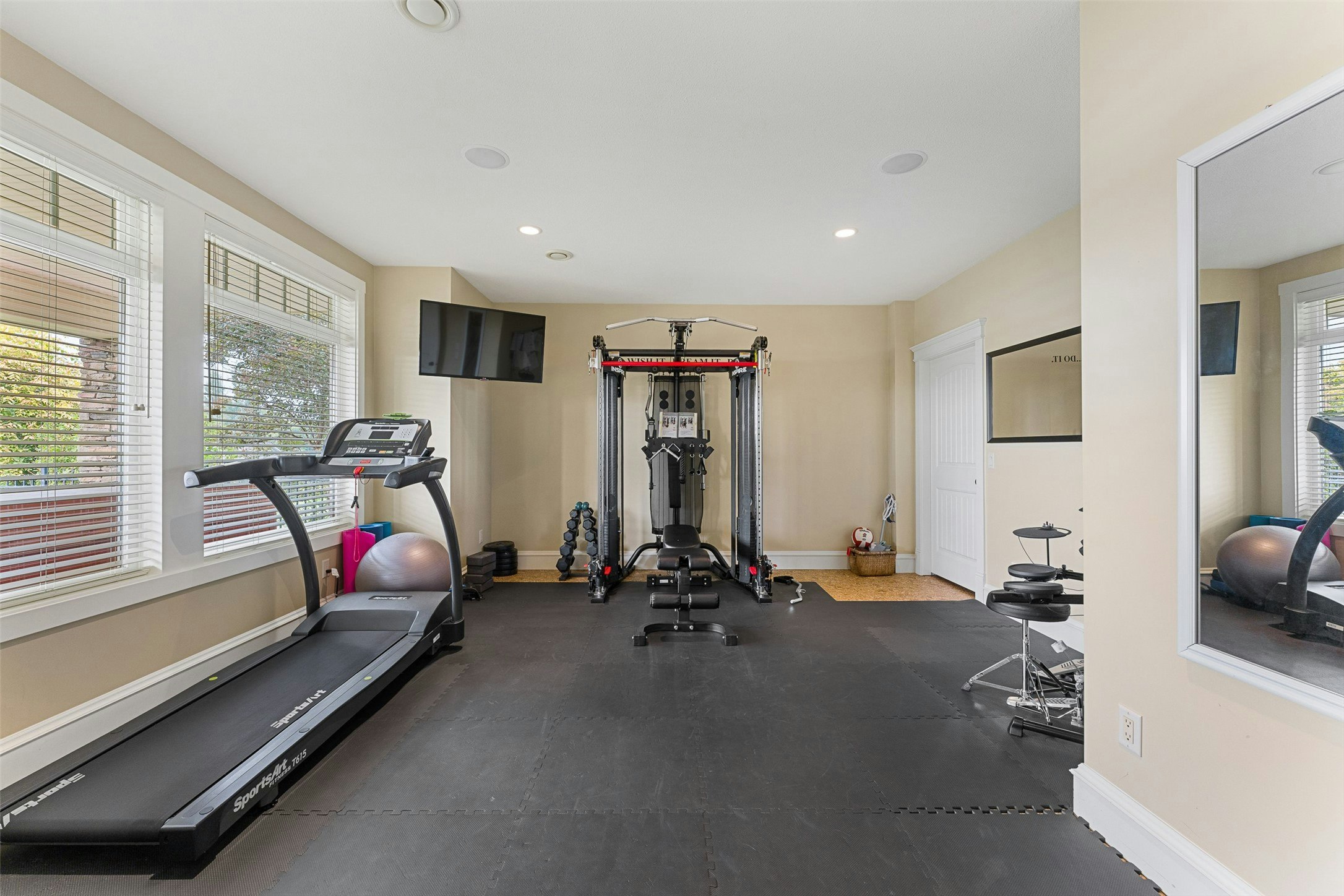 690 Devonian Avenue, Kelowna, BC, V1W 5C2 - 54