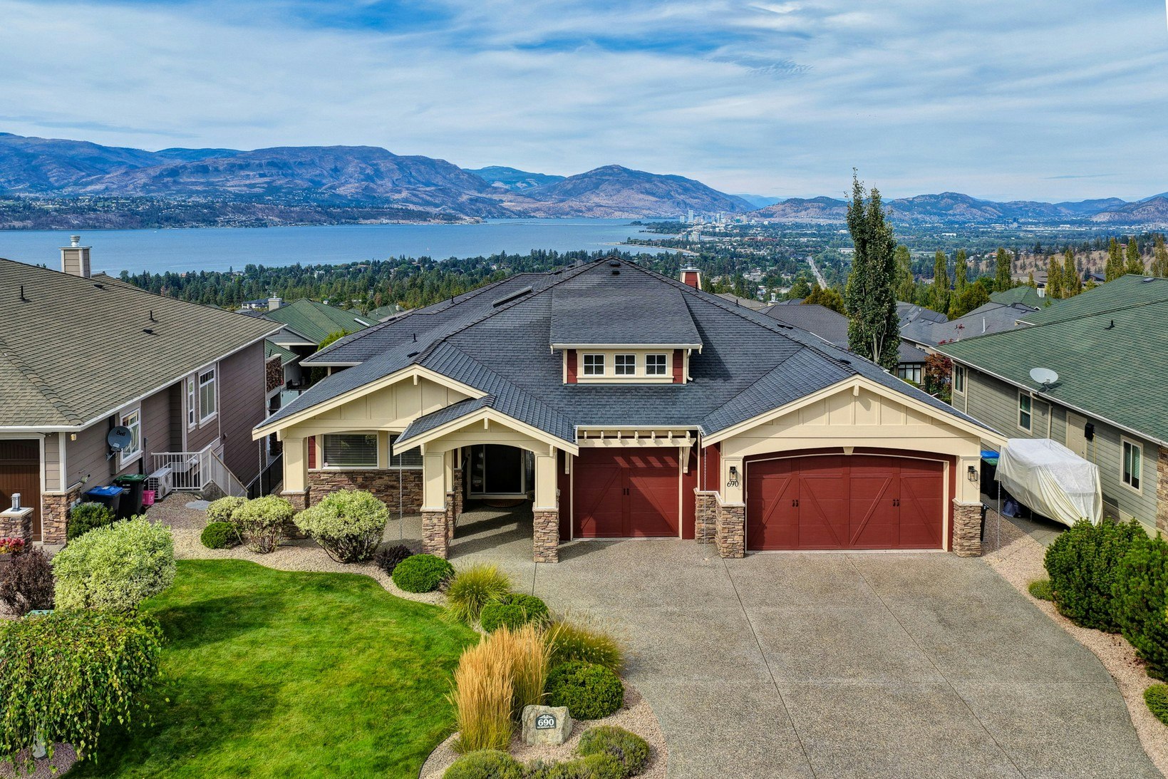 690 Devonian Avenue, Kelowna, BC, V1W 5C2