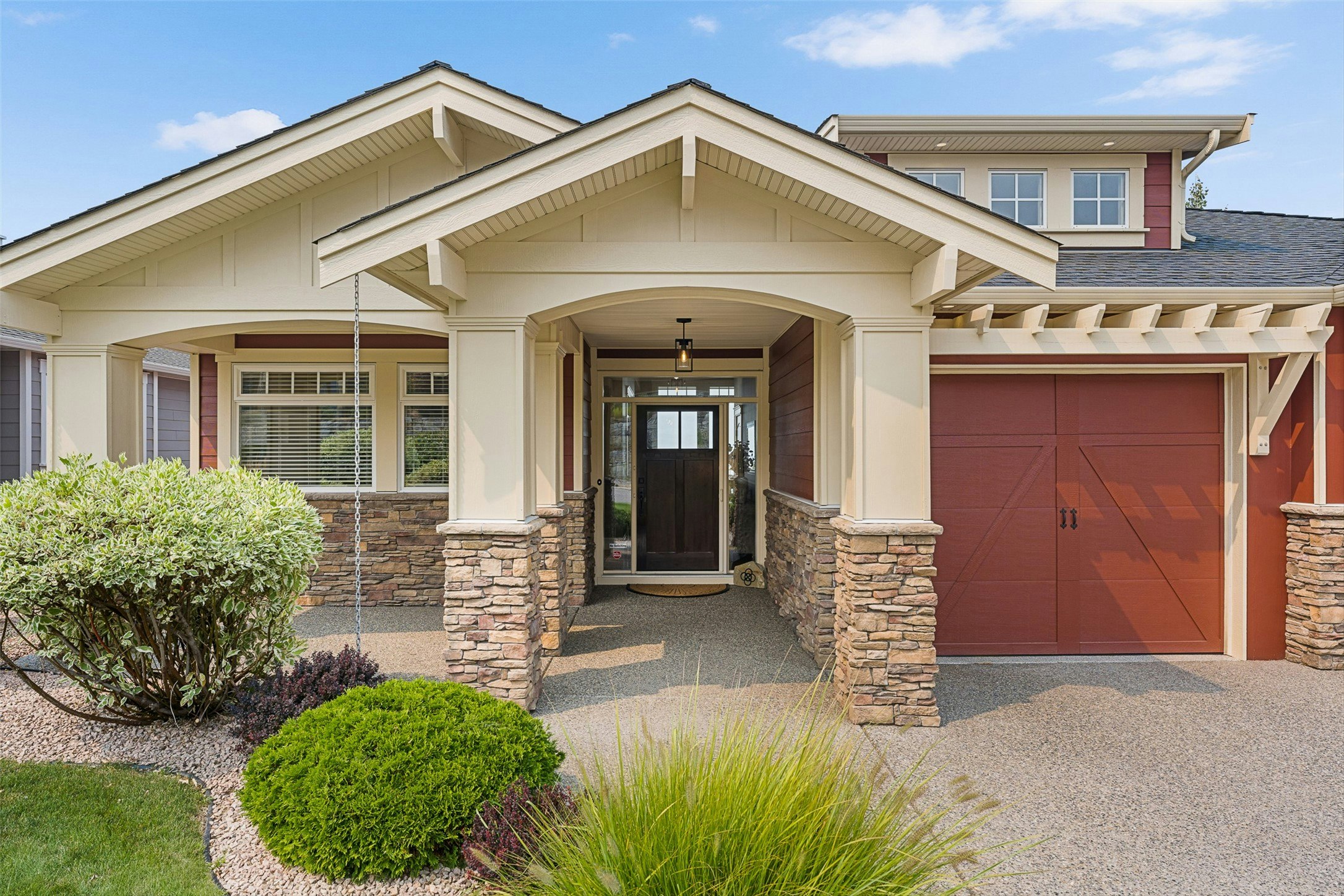 690 Devonian Avenue - 2