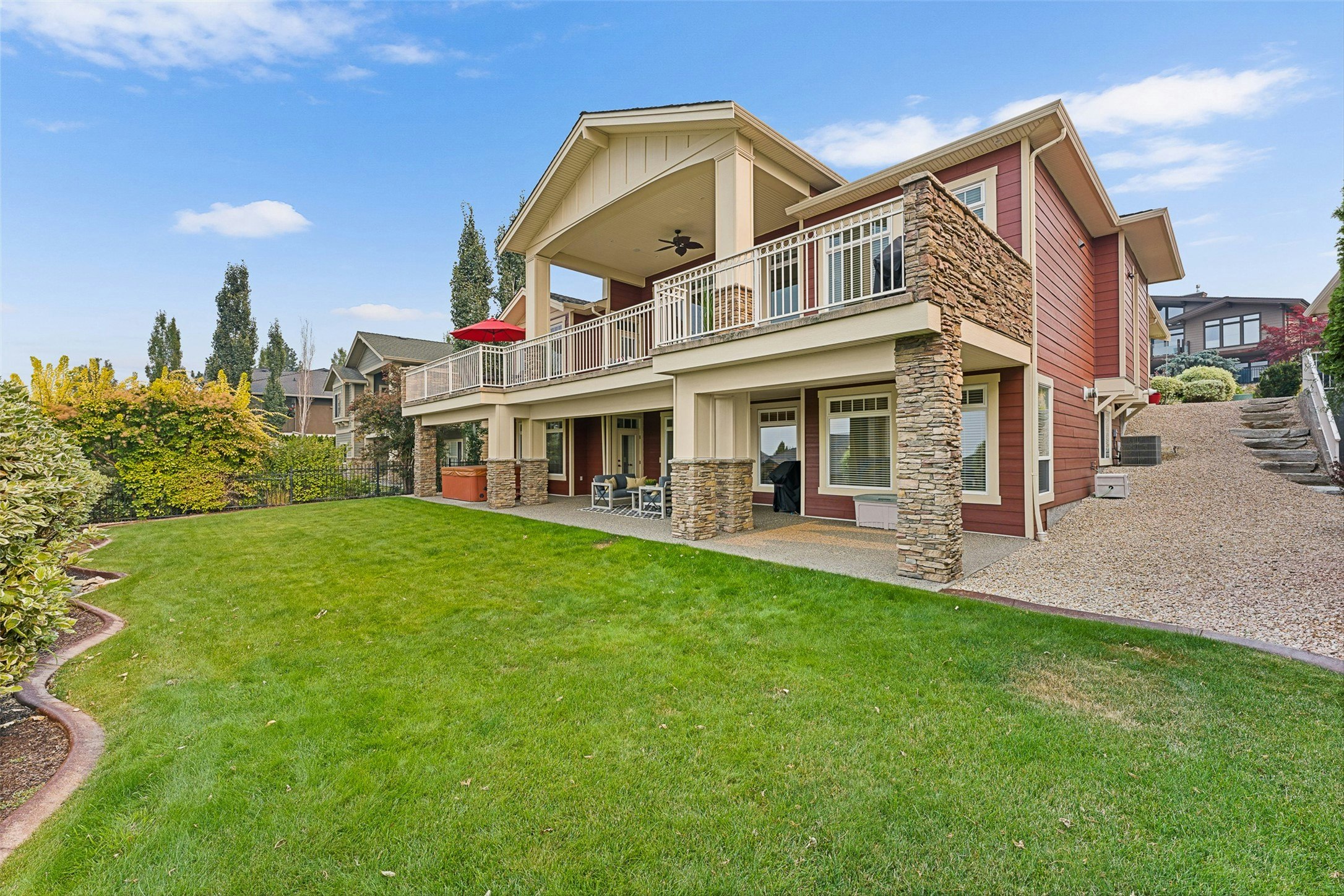 690 Devonian Avenue - 3