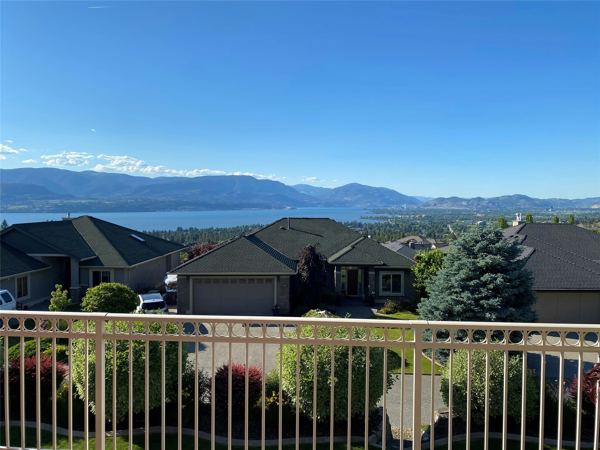 690 Devonian Avenue, Kelowna, BC, V1W 5C2 - 30