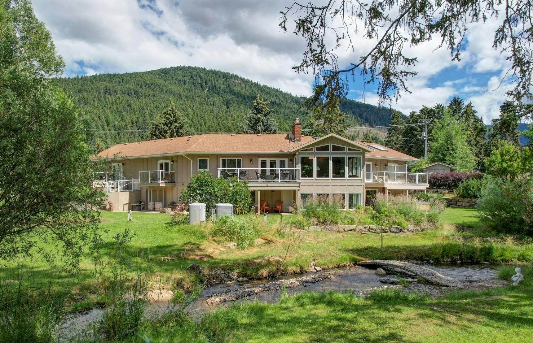 2770 Schram Road, Kelowna, BC, V1P 1K2 - 5