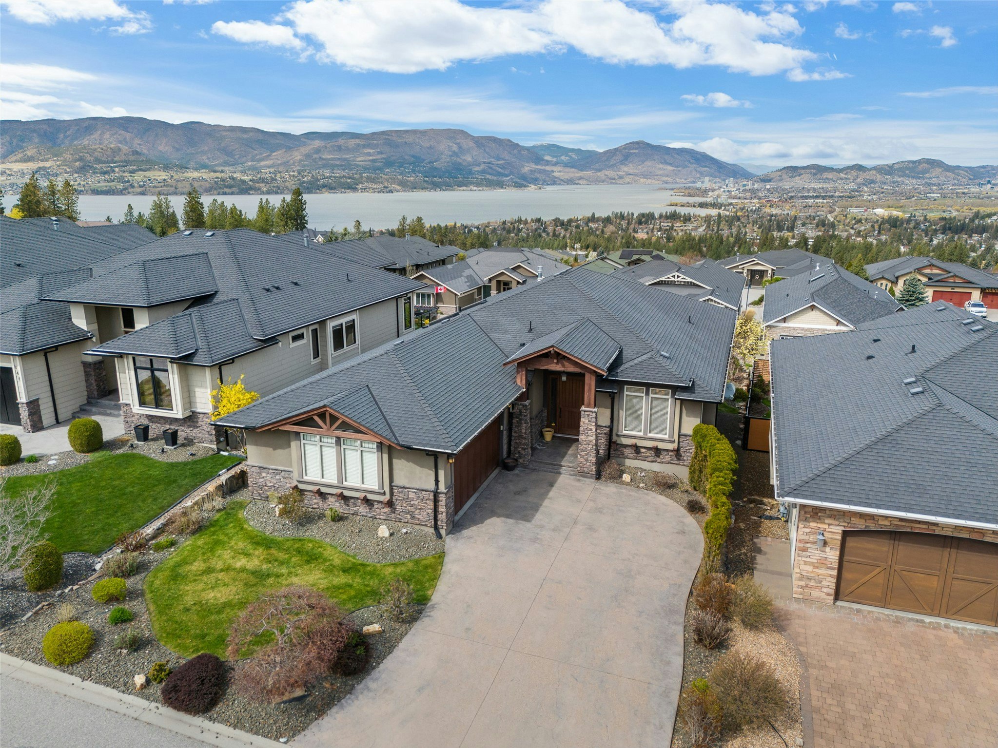 652 Peridot Place, Kelowna, BC, V1W 5E7
