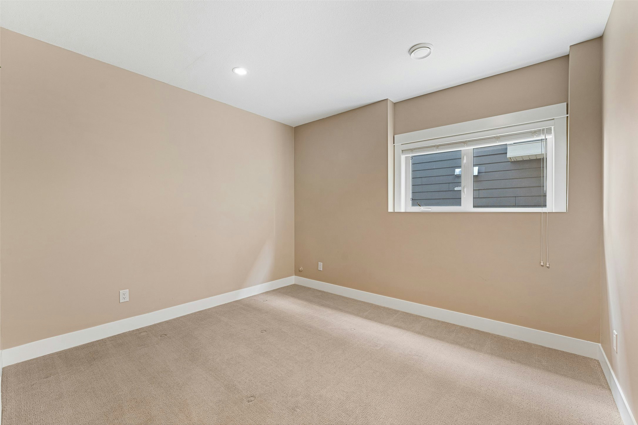 652 Peridot Place, Kelowna, BC, V1W 5E7 - 43