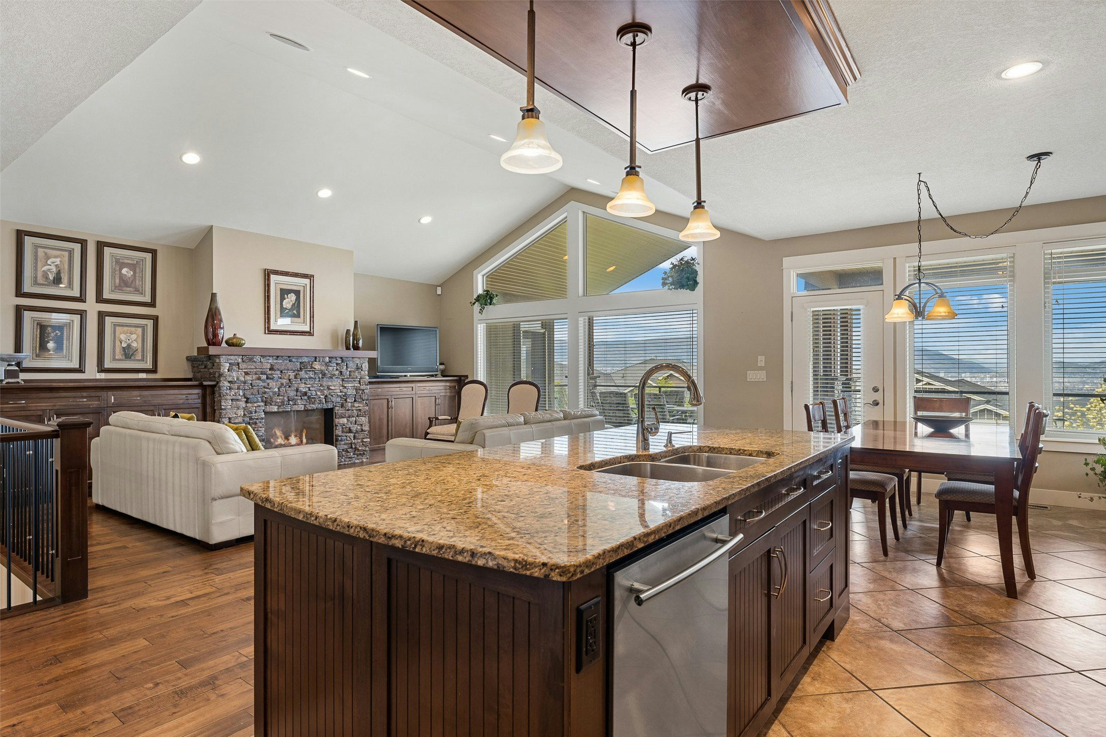 652 Peridot Place, Kelowna, BC, V1W 5E7 - 14