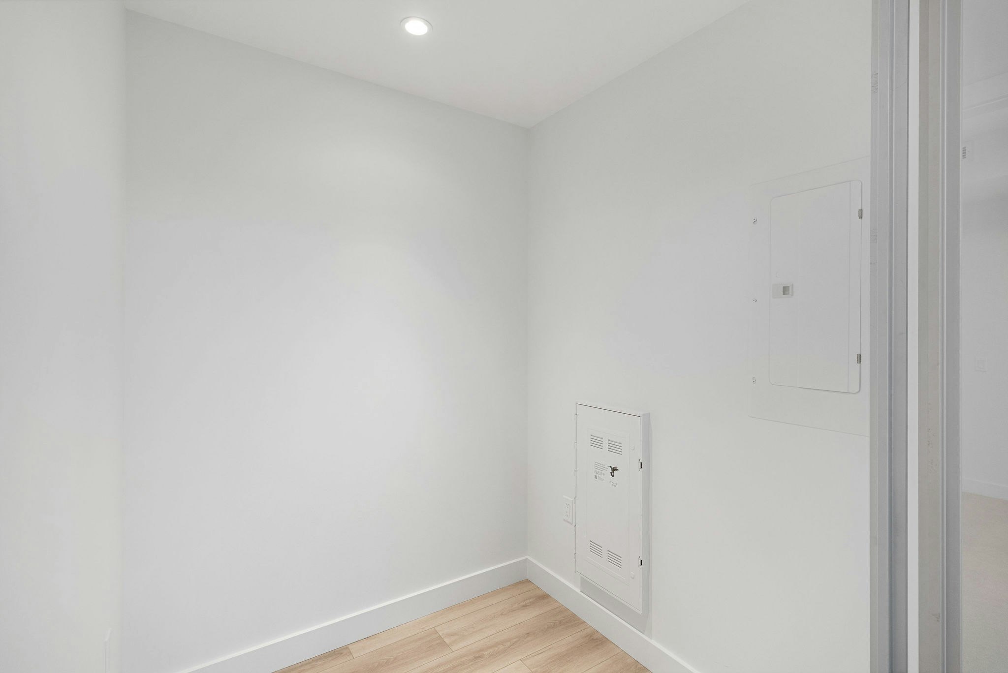 601-3051 Abbott Street, Kelowna, BC, V1Y 0P1 - 16