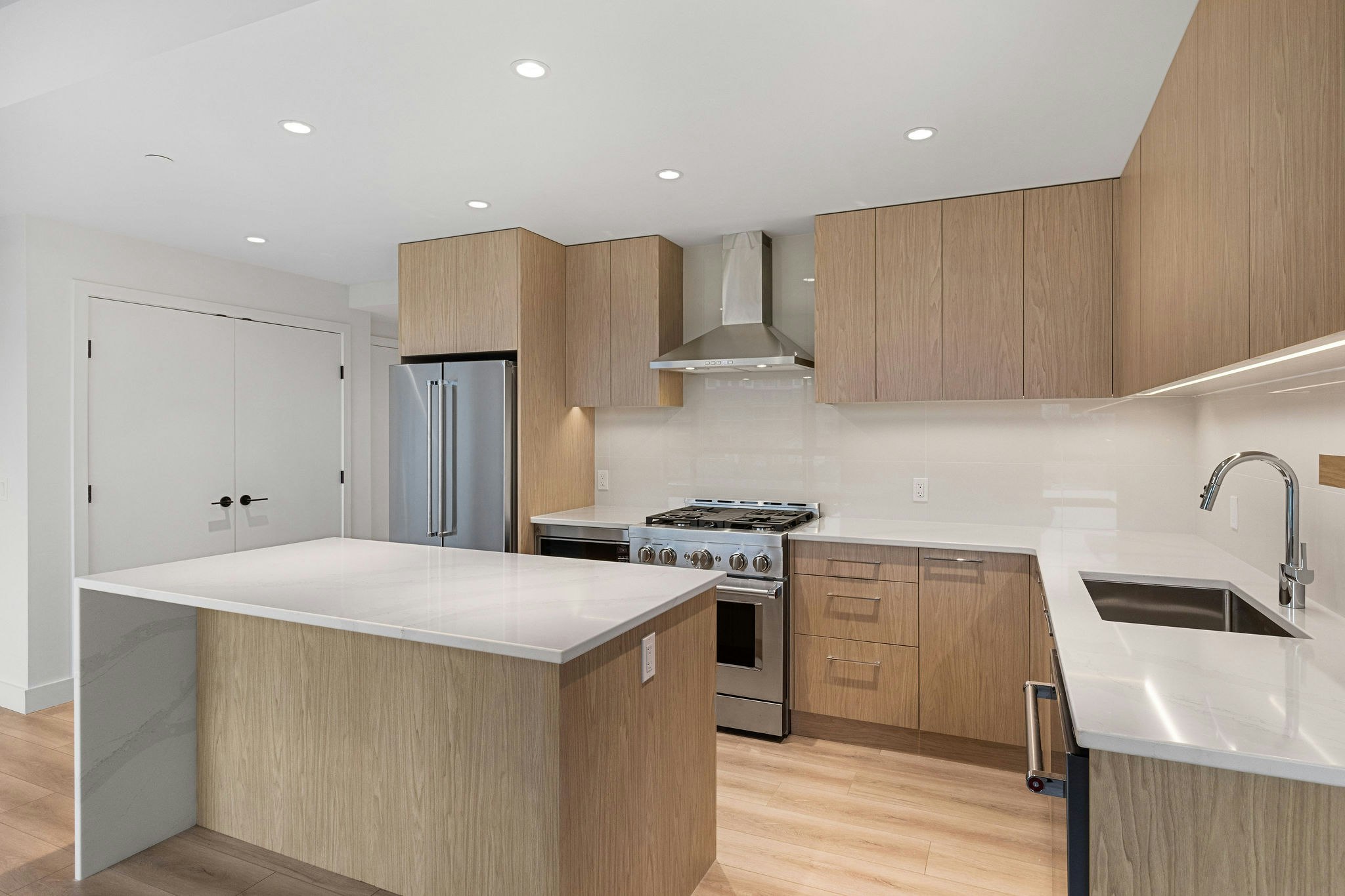 601-3051 Abbott Street, Kelowna, BC, V1Y 0P1 - 12