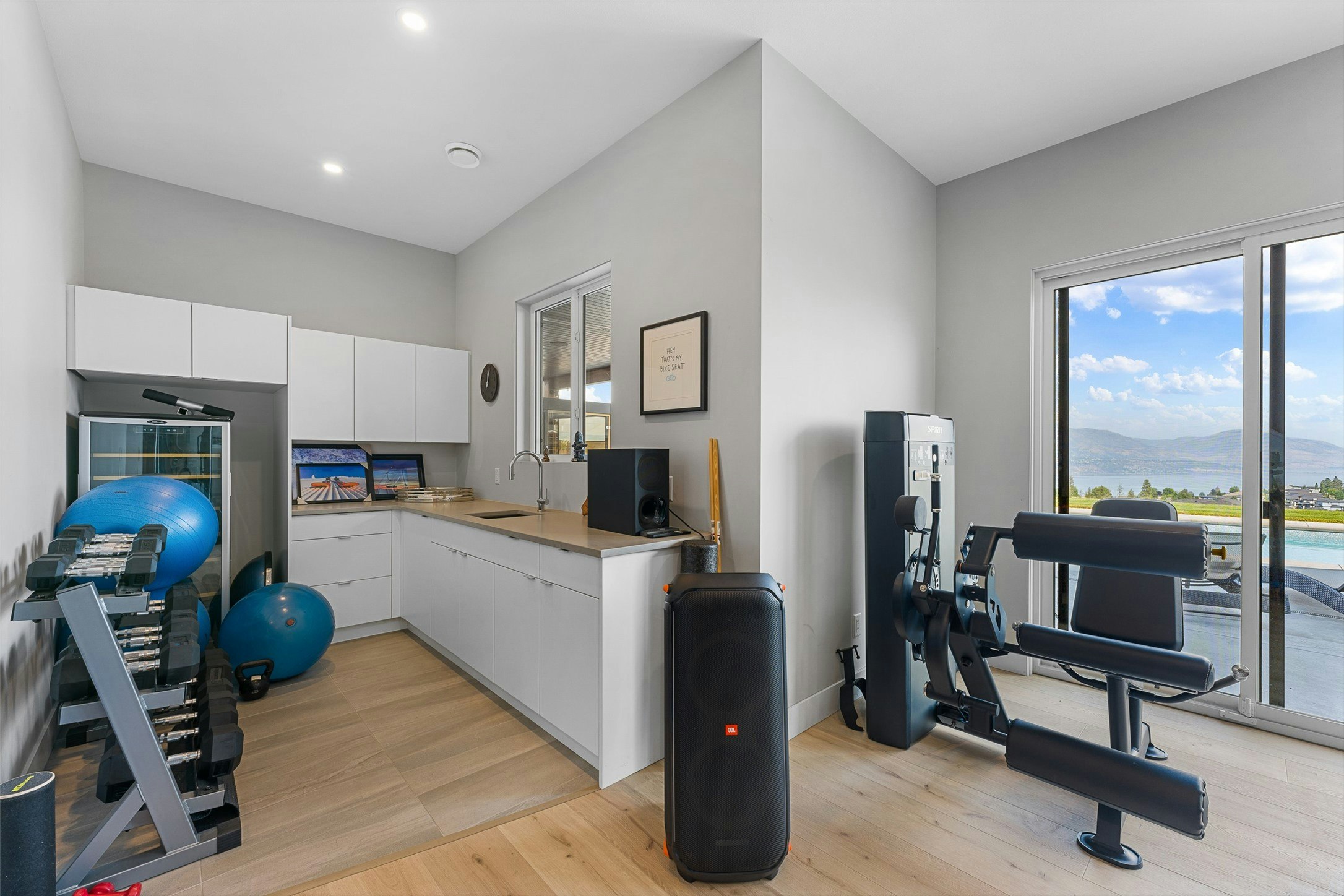 5678 Mountainside Court, Kelowna, BC, V1W 5L5 - 42