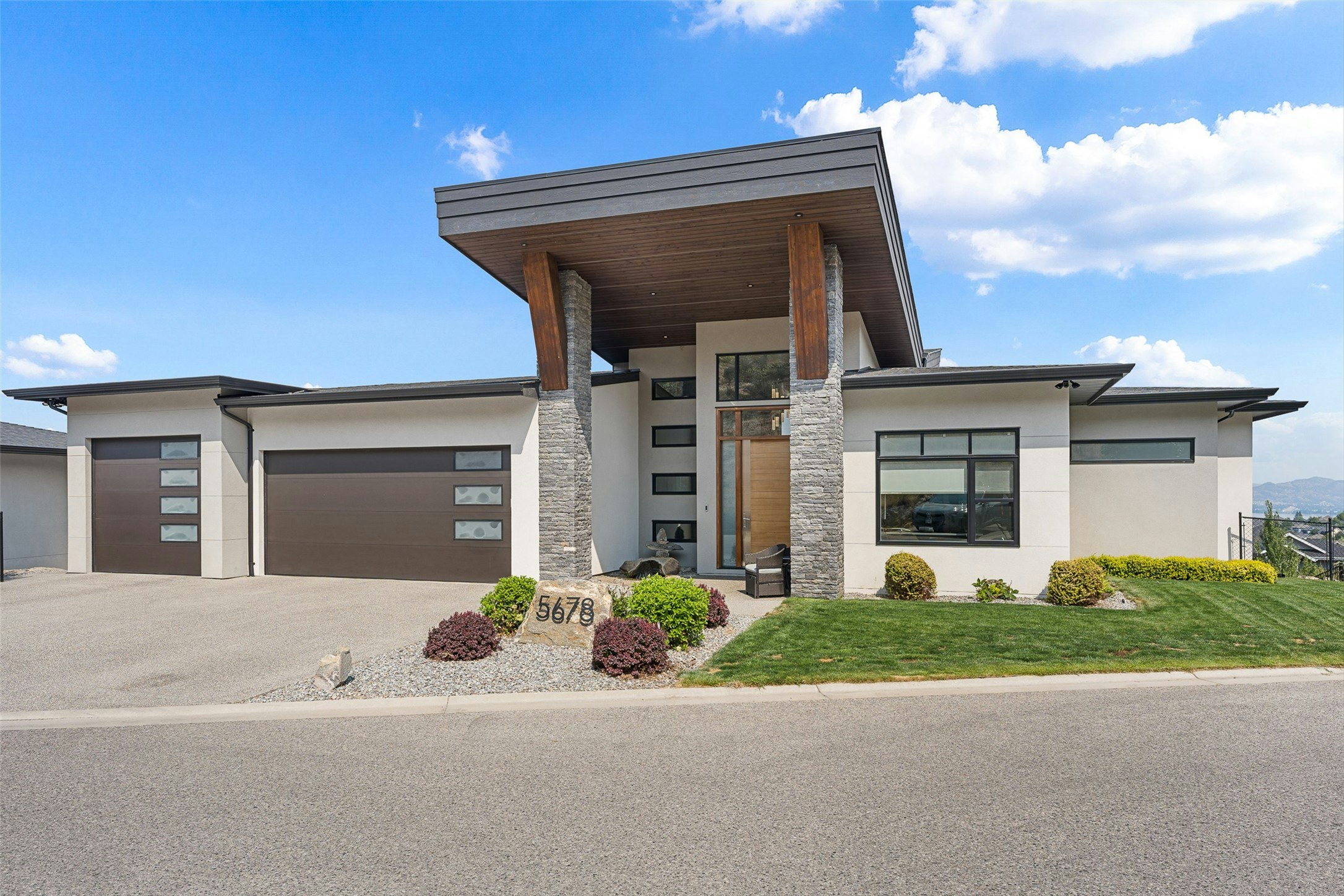 5678 Mountainside Court, Kelowna, BC, V1W 5L5