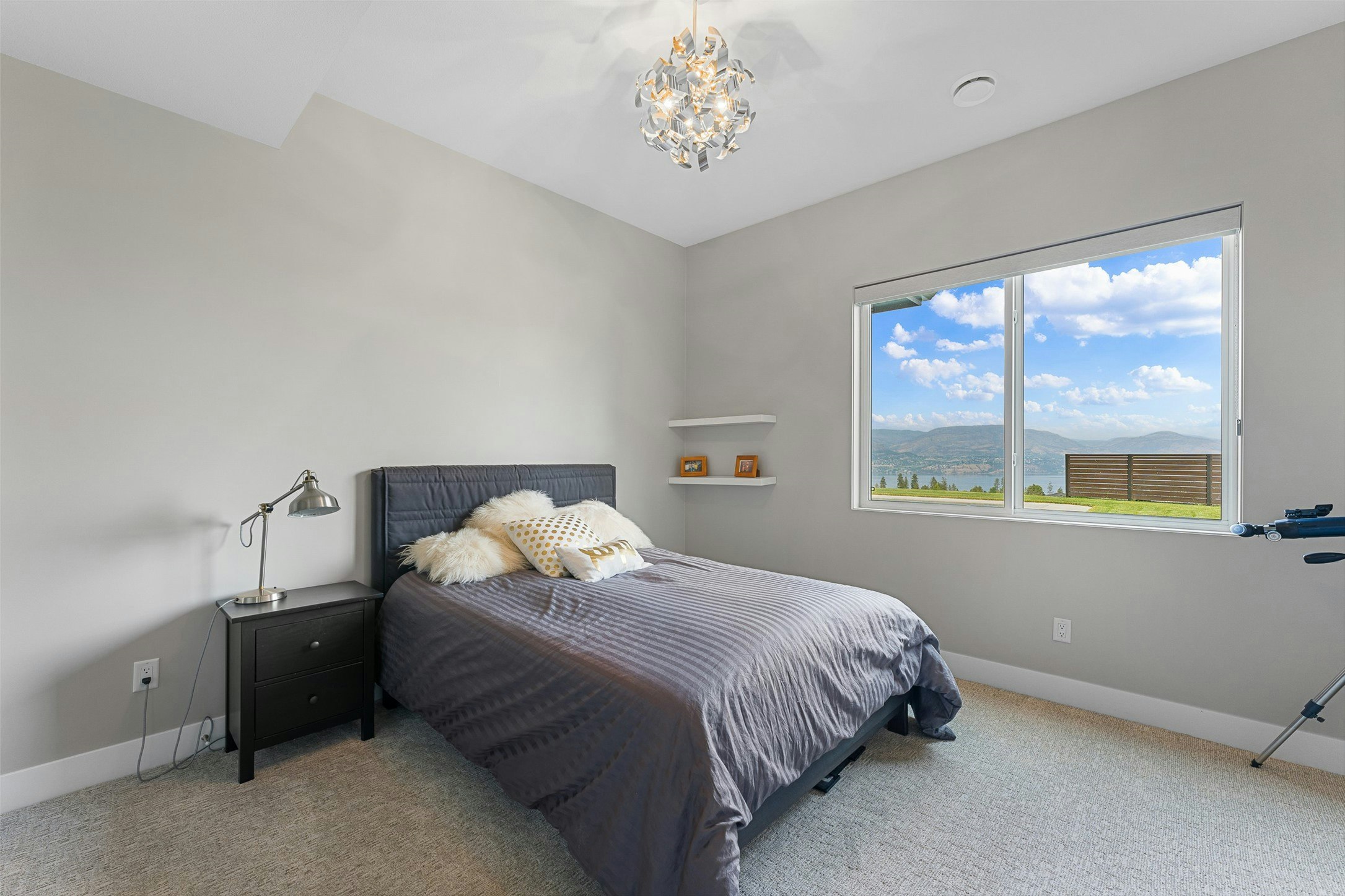 5678 Mountainside Court, Kelowna, BC, V1W 5L5 - 44