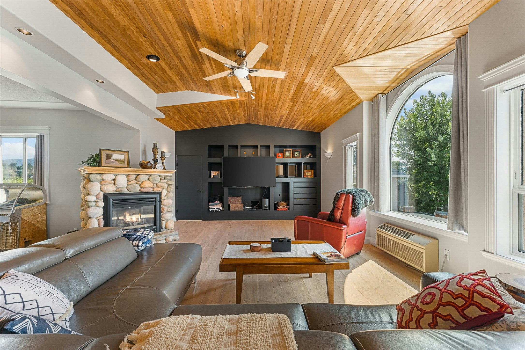 3380 Neid Road, Kelowna, BC, V1W 4H5 - 34