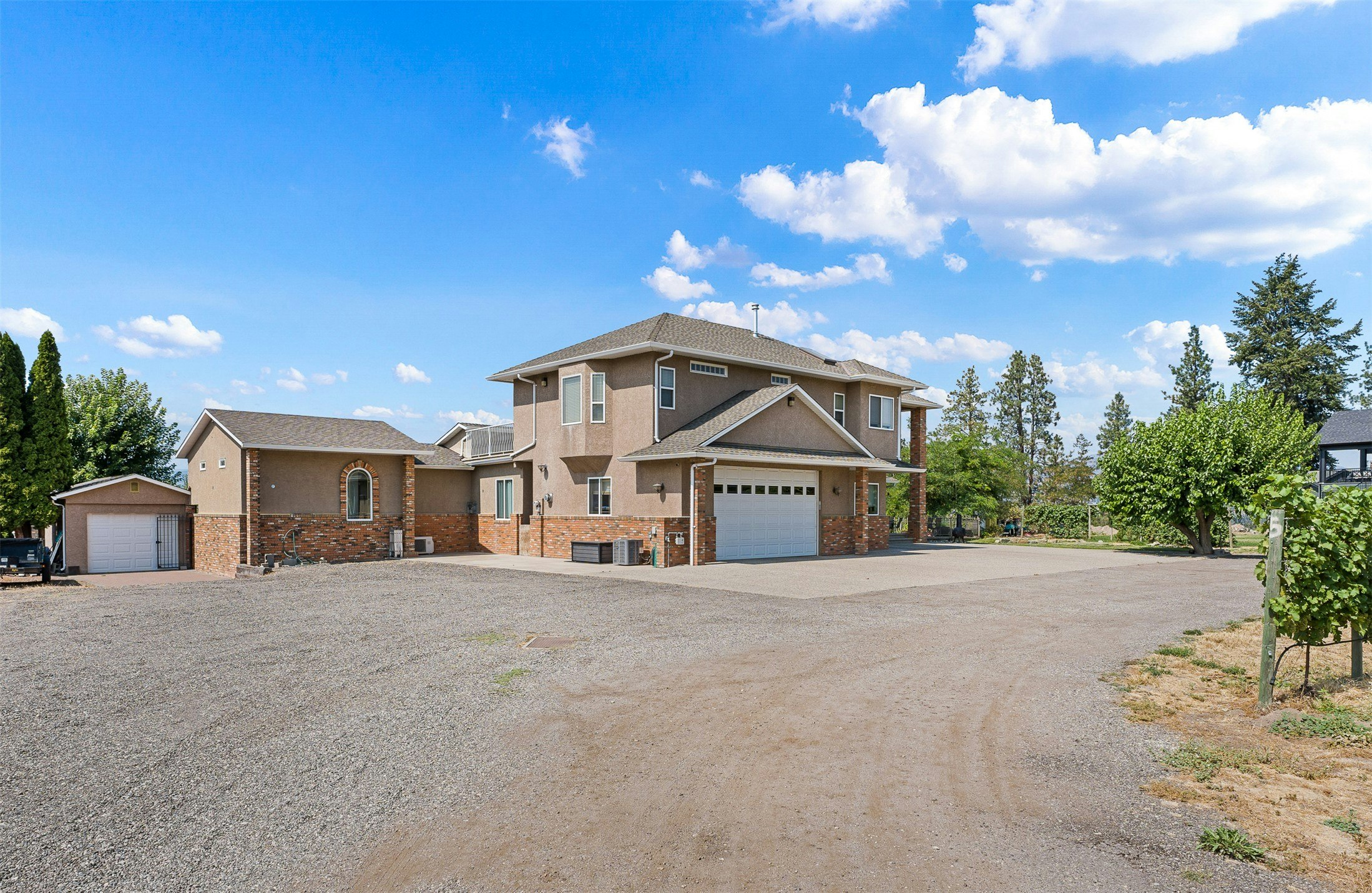 3380 Neid Road, Kelowna, BC, V1W 4H5 - 8