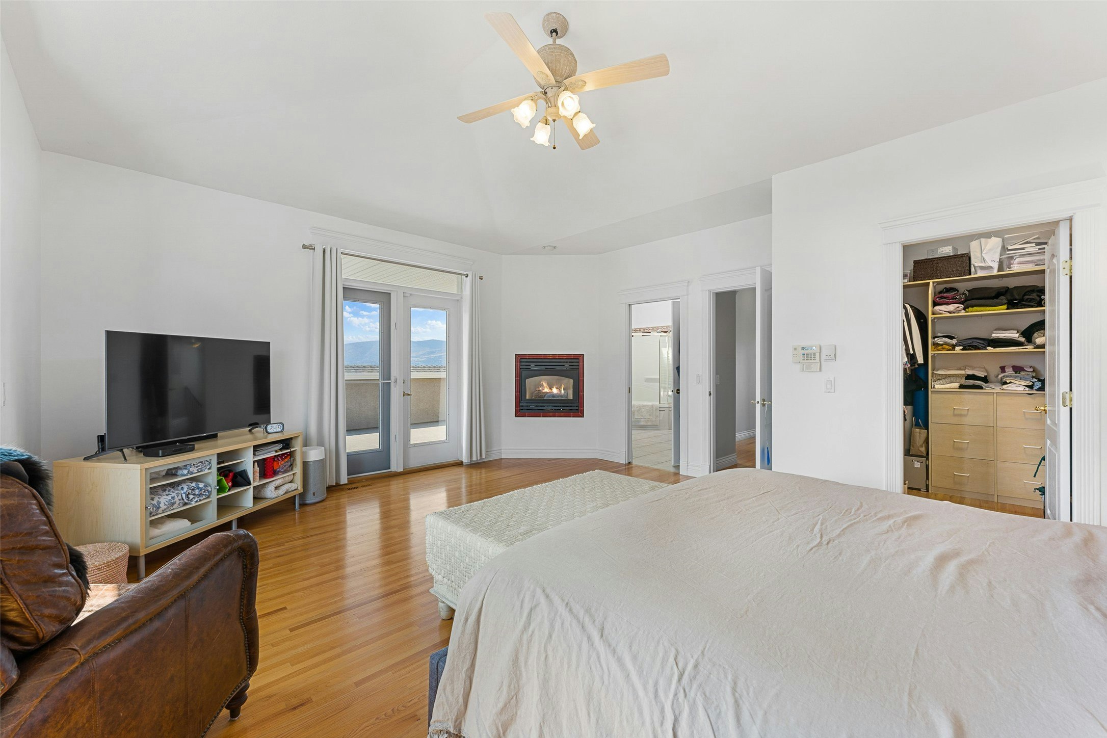 3380 Neid Road, Kelowna, BC, V1W 4H5 - 50