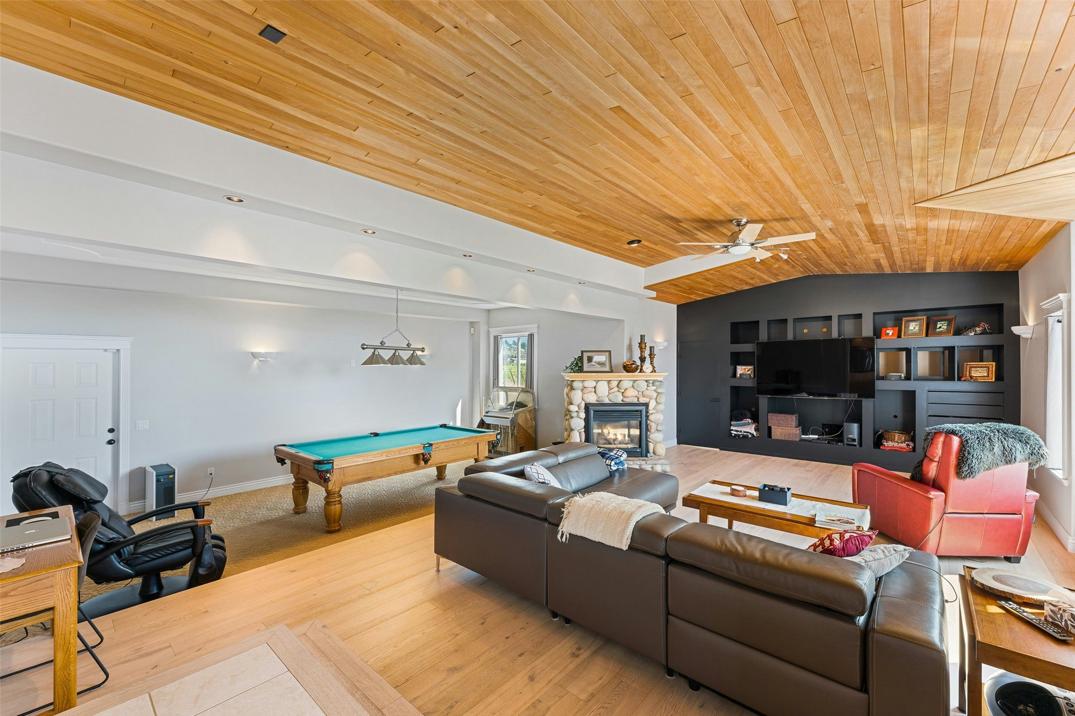 3380 Neid Road, Kelowna, BC, V1W 4H5 - 36