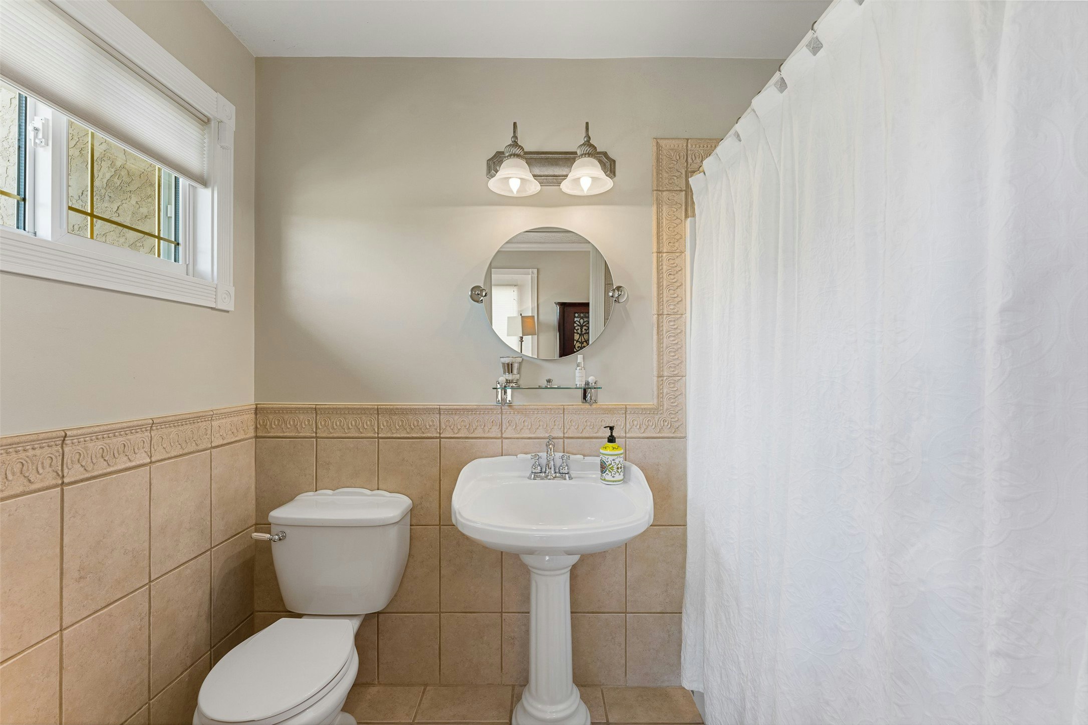 3380 Neid Road, Kelowna, BC, V1W 4H5 - 40