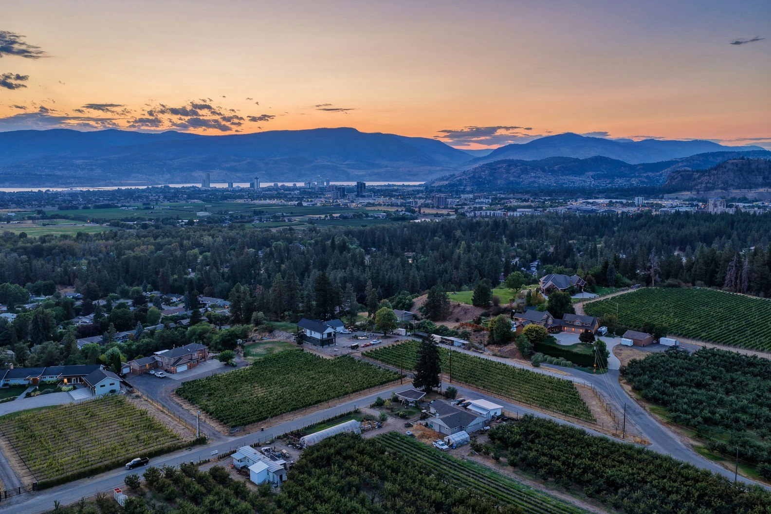 3380 Neid Road, Kelowna, BC, V1W 4H5 - 85