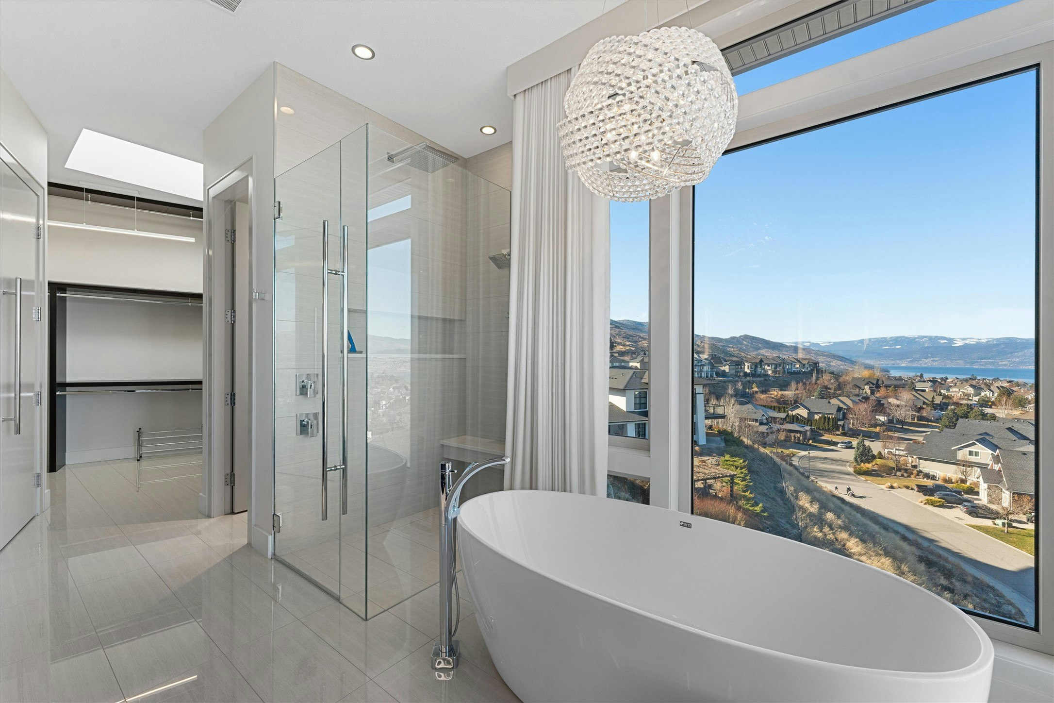 451 Swan Drive, Kelowna, BC, V1W 5L9 - 44