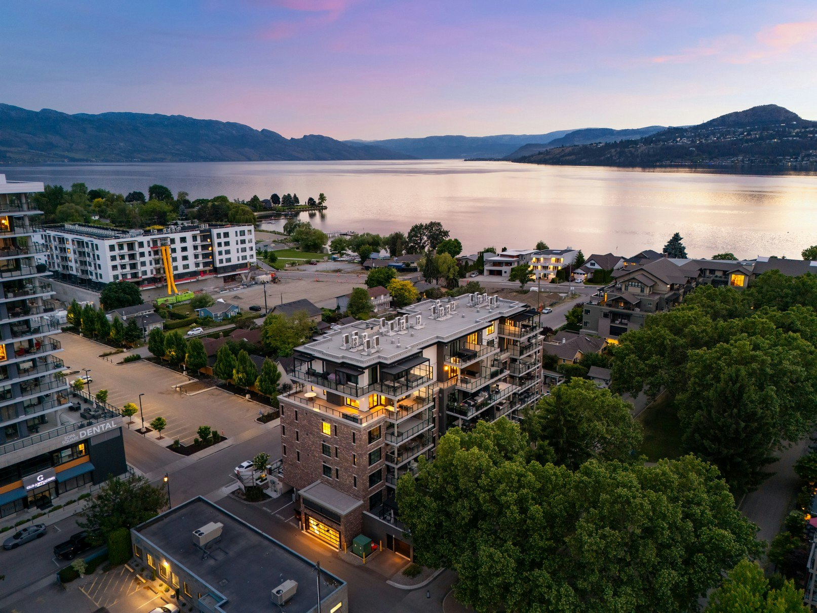 601-460 Groves Avenue, Kelowna, BC, V1Y 4Y5