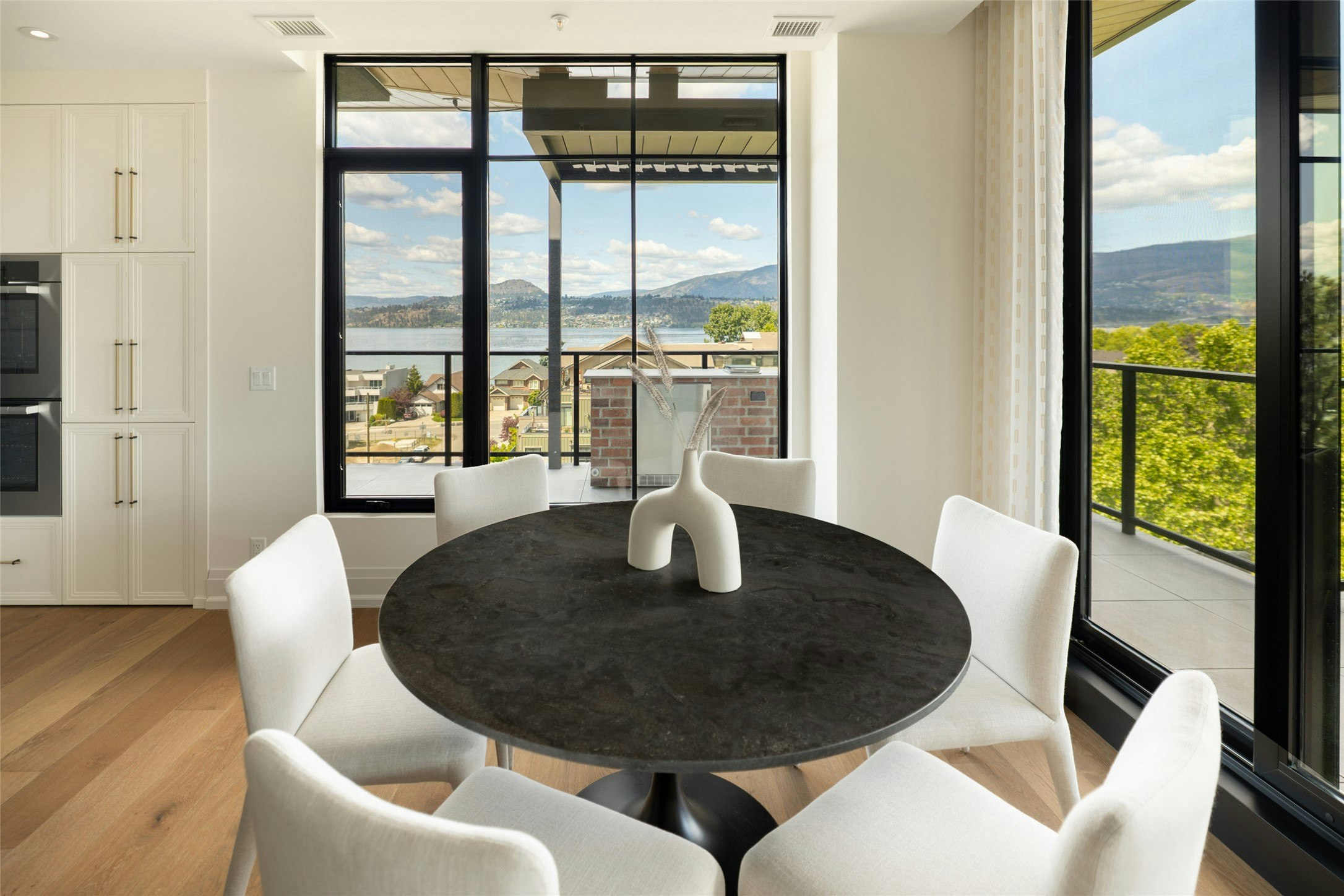 601-460 Groves Avenue, Kelowna, BC, V1Y 4Y5 - 16