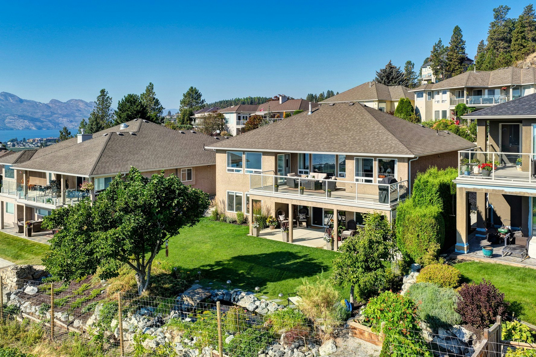 4-3333 Chancellor Place - 4