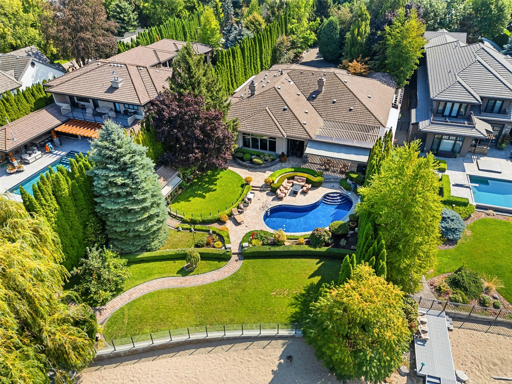 4244 Hobson Road, Kelowna, BC, V1W 1Y3 - 77