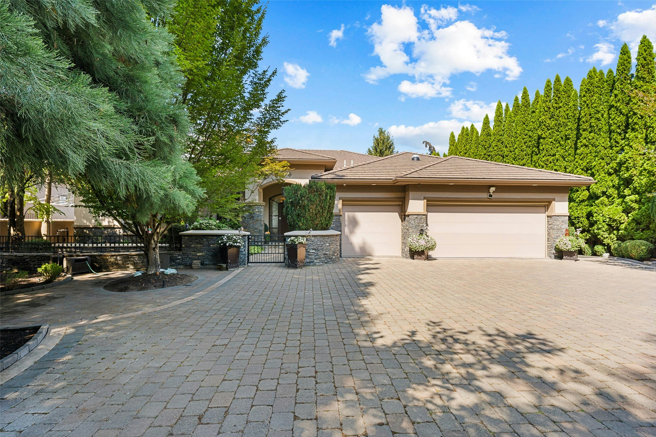 4244 Hobson Road, Kelowna, BC, V1W 1Y3 - 8