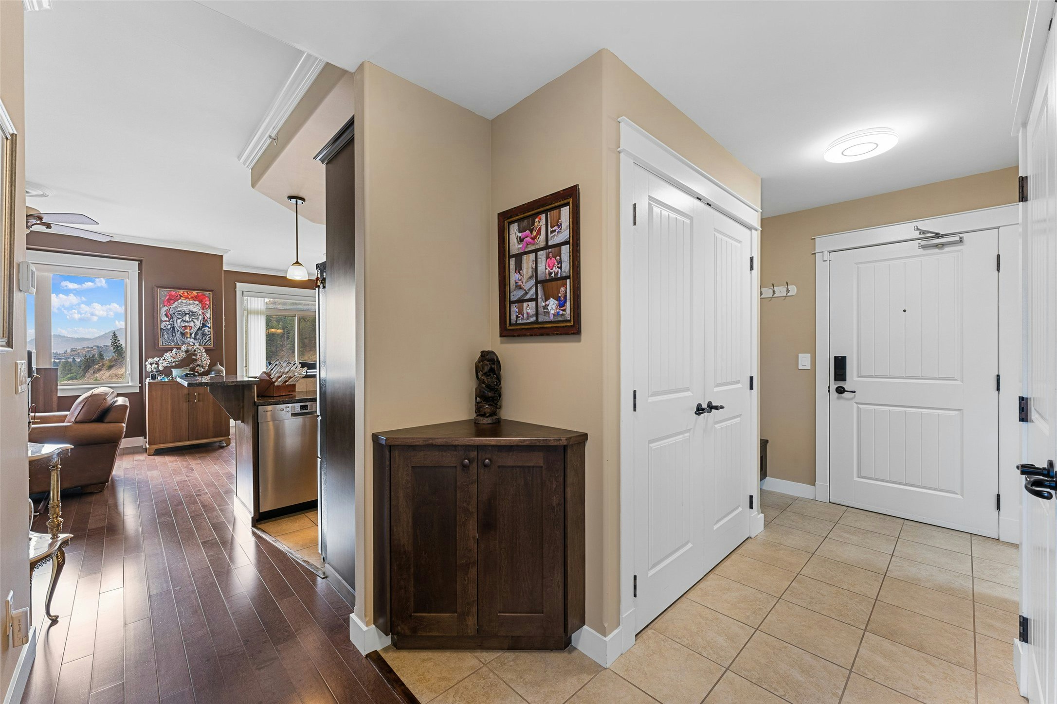 402-2470 Tuscany Drive - 5