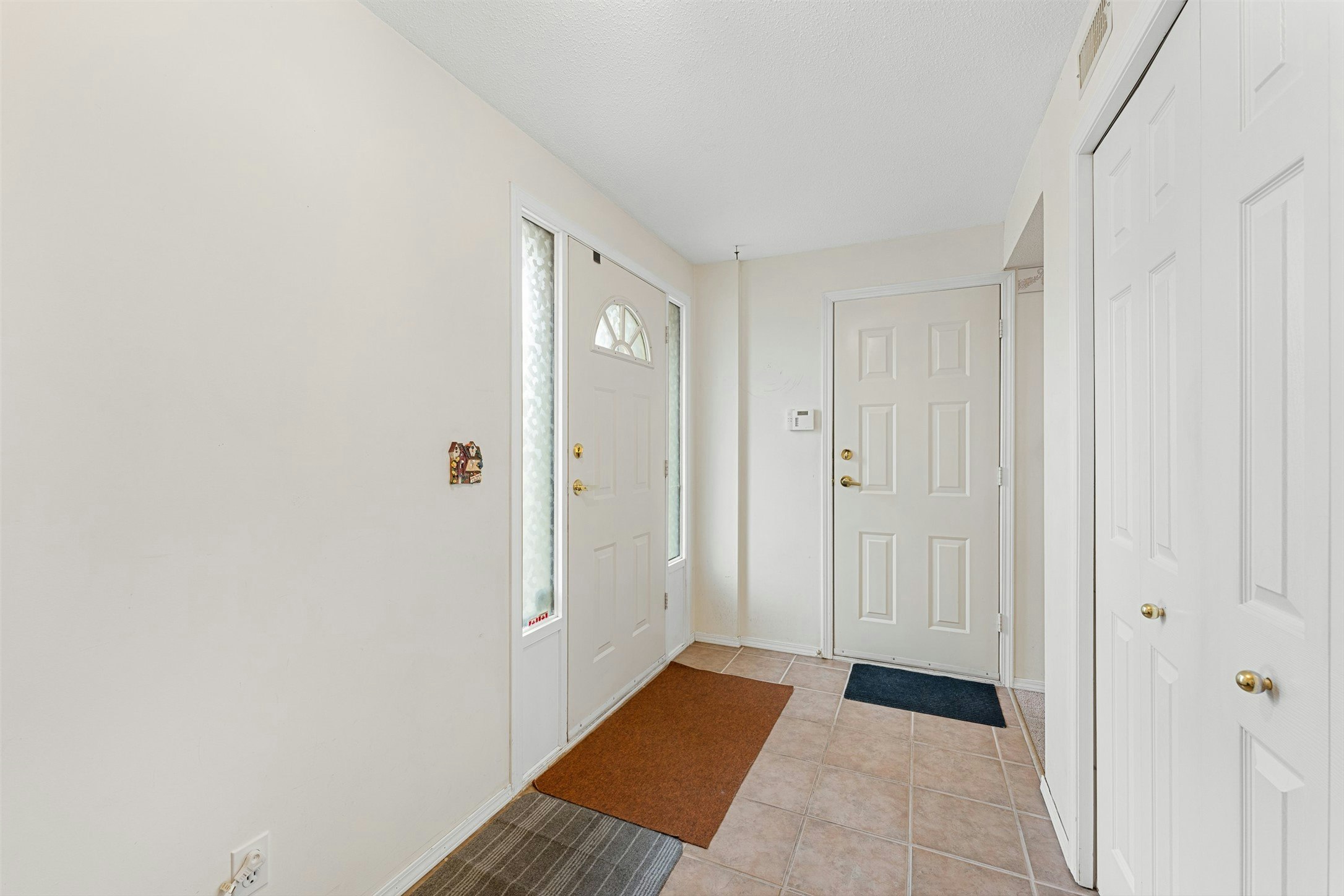 4-3850 Argyle Avenue - 3