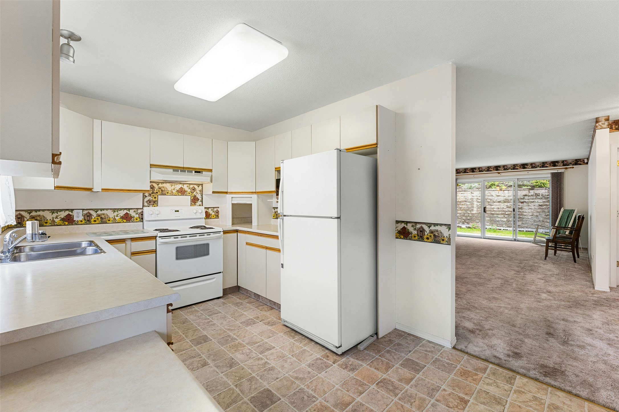 4-3850 Argyle Avenue - 5