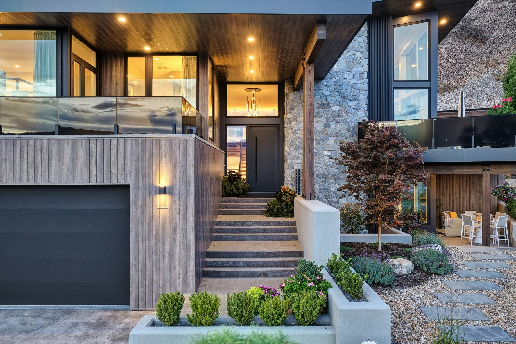 9857 Beacon Hill Drive, Lake Country, BC, V4V 0A9 - 9