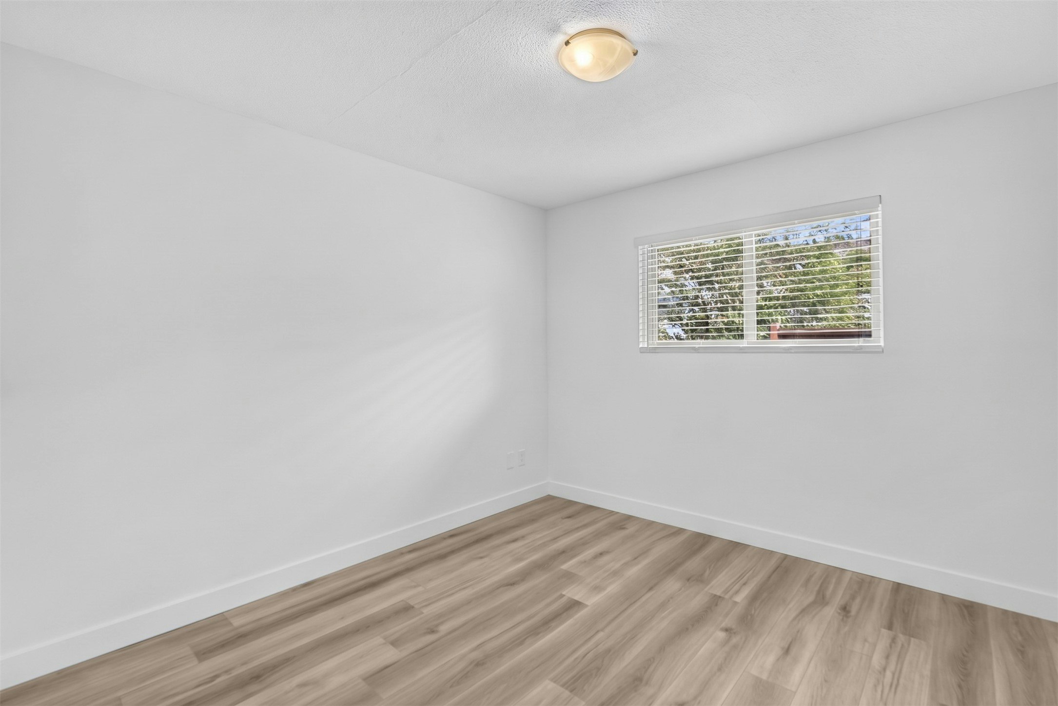 731/741 Kingsway, Kelowna, BC, V1Y 2C1 - 15