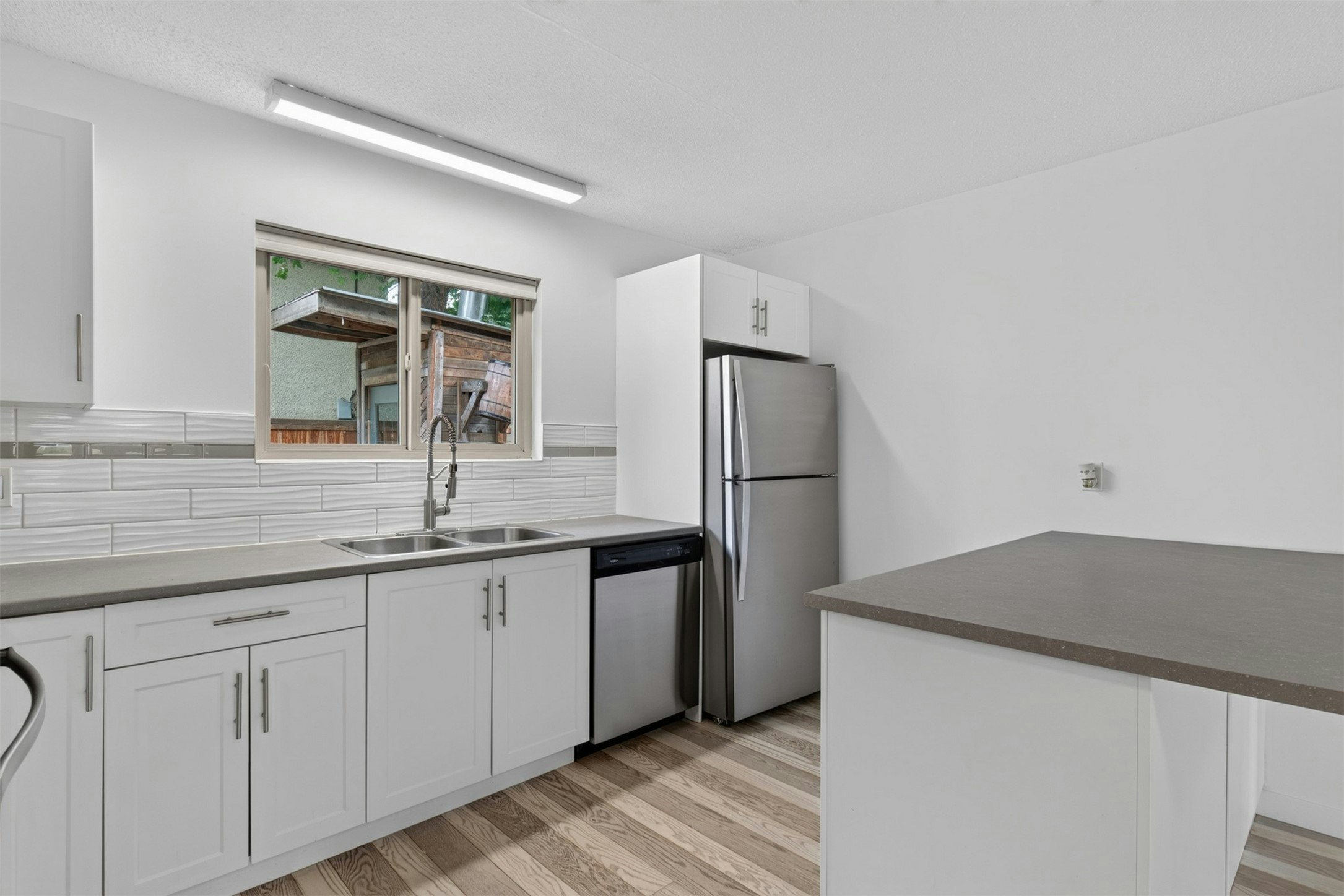 731/741 Kingsway, Kelowna, BC, V1Y 2C1 - 26