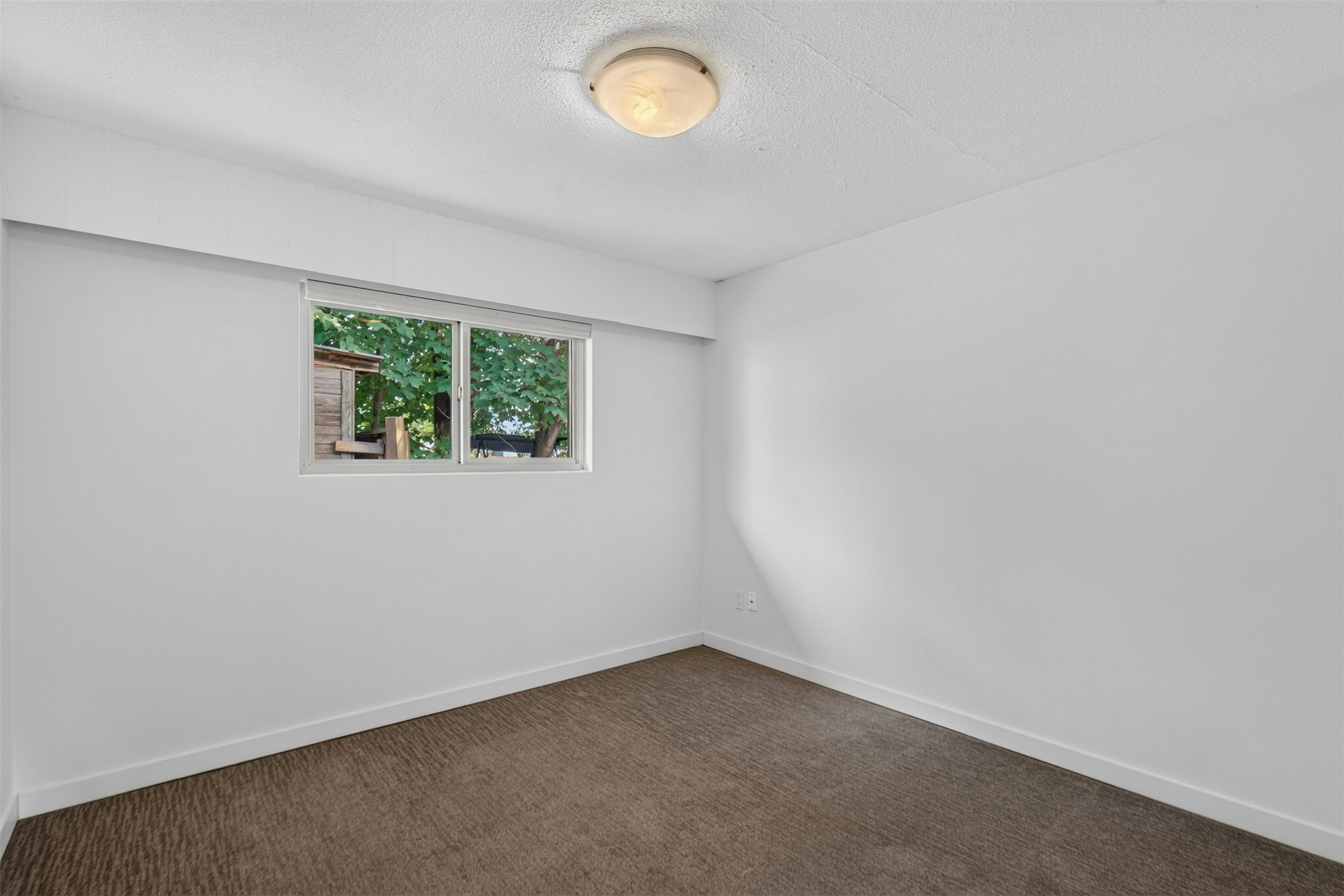 731/741 Kingsway, Kelowna, BC, V1Y 2C1 - 31